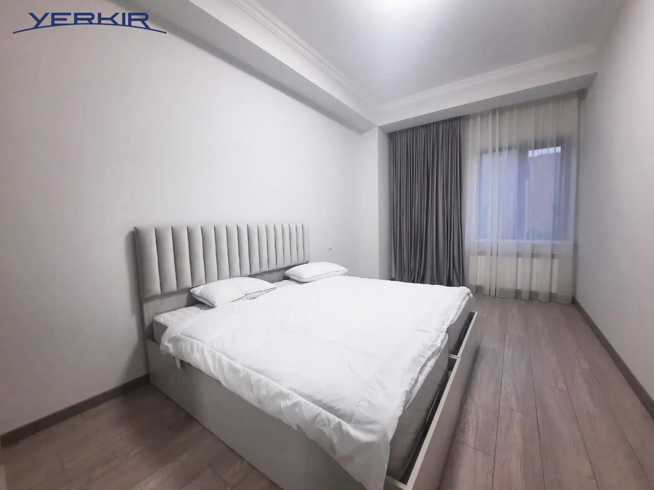 Apartments Code: 5+414837