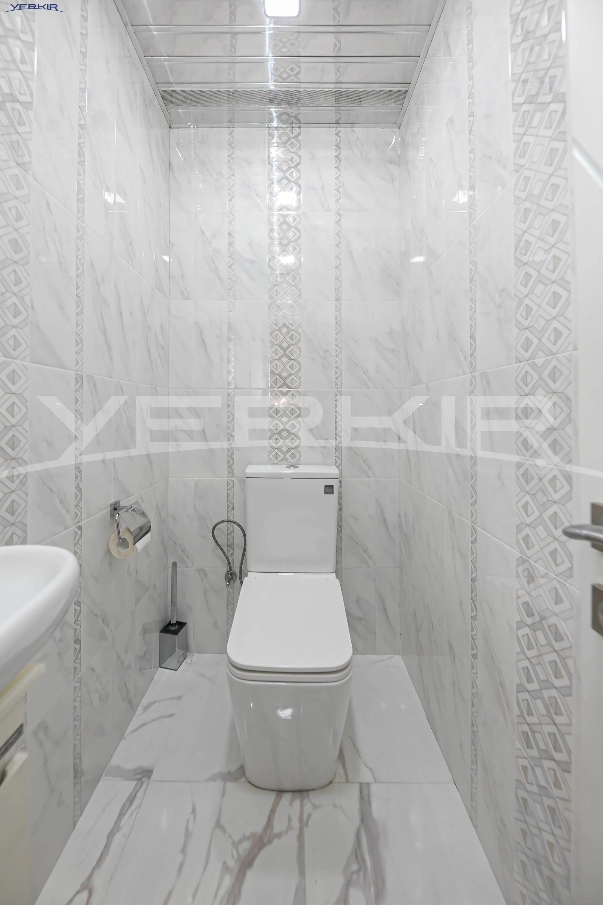 Apartments Code: 10+2972980