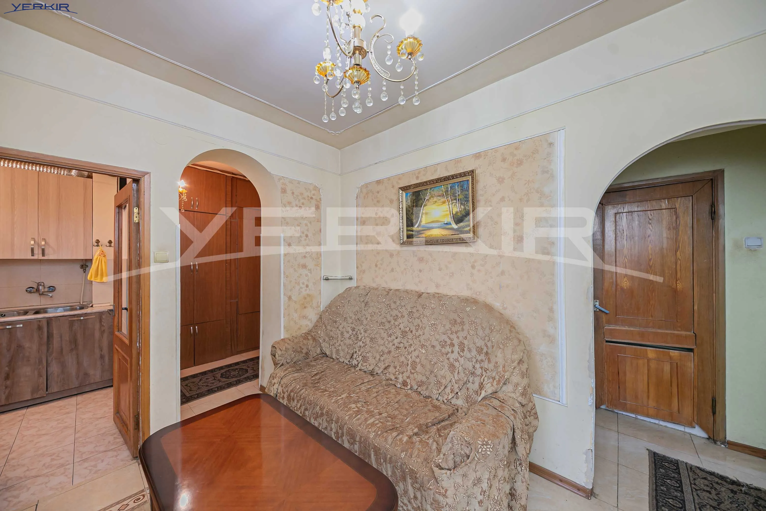 Apartments Code: 10+3240318