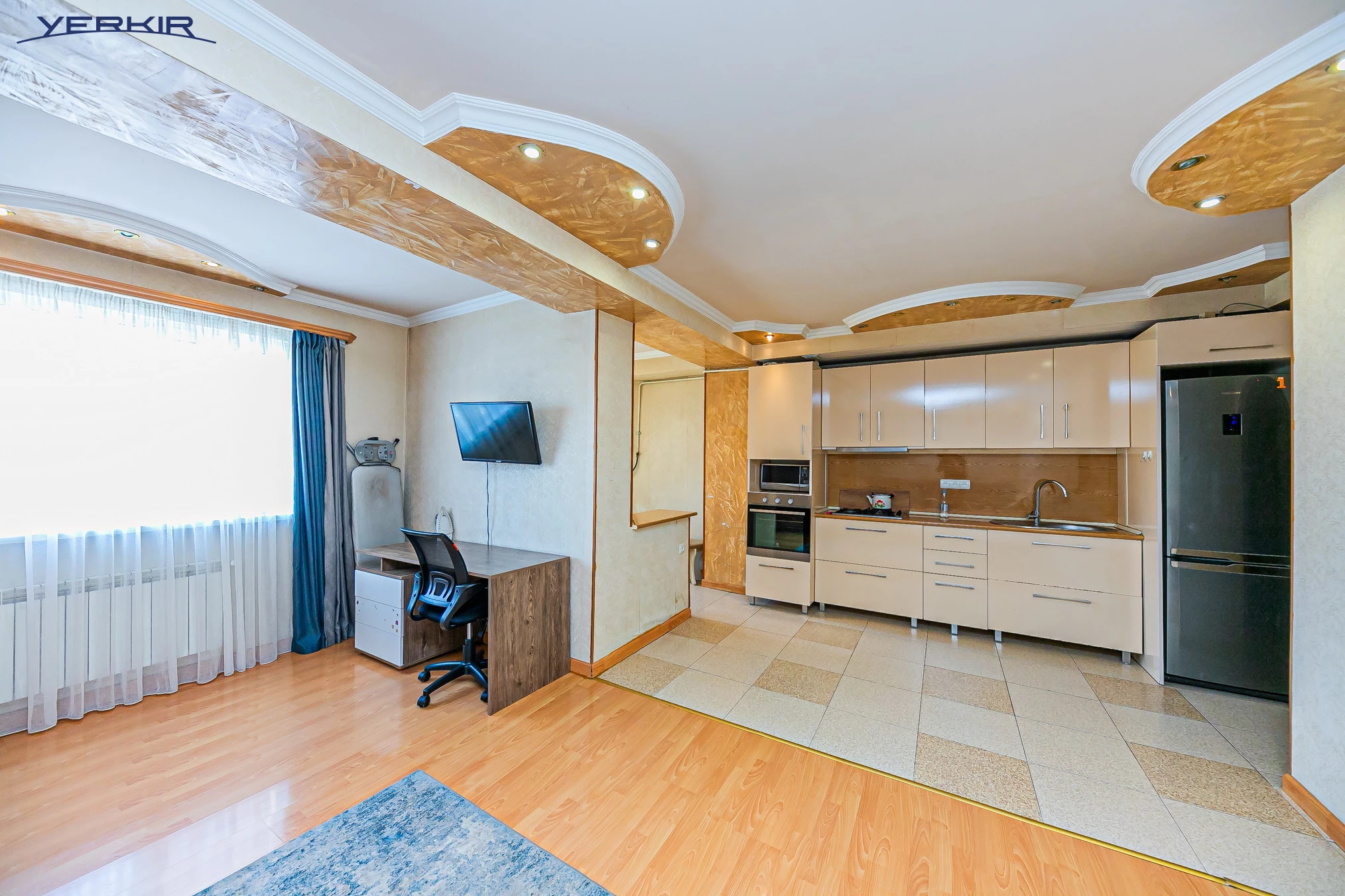 Apartments Code: 5+218964