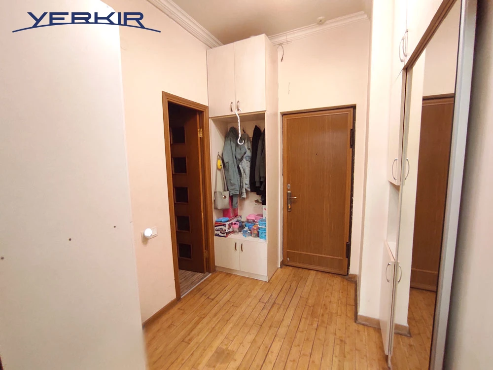 Apartments Code: 5+210530