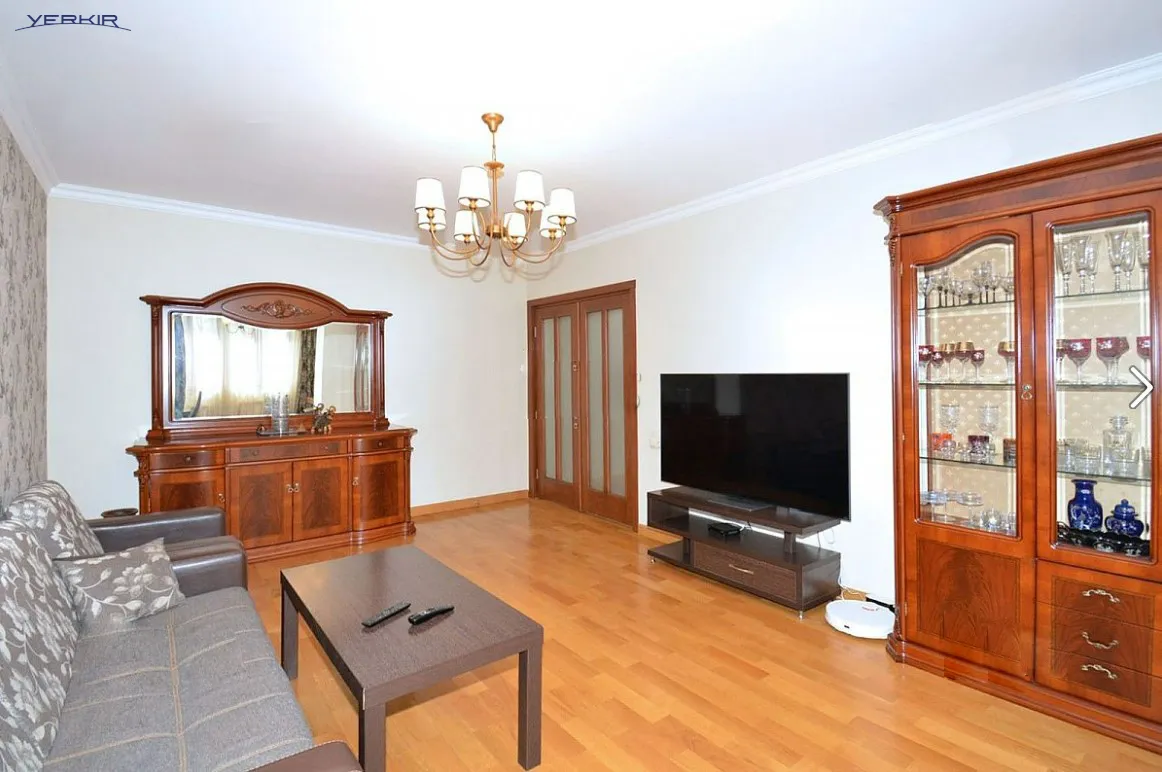 Apartments Code: 1+4899133