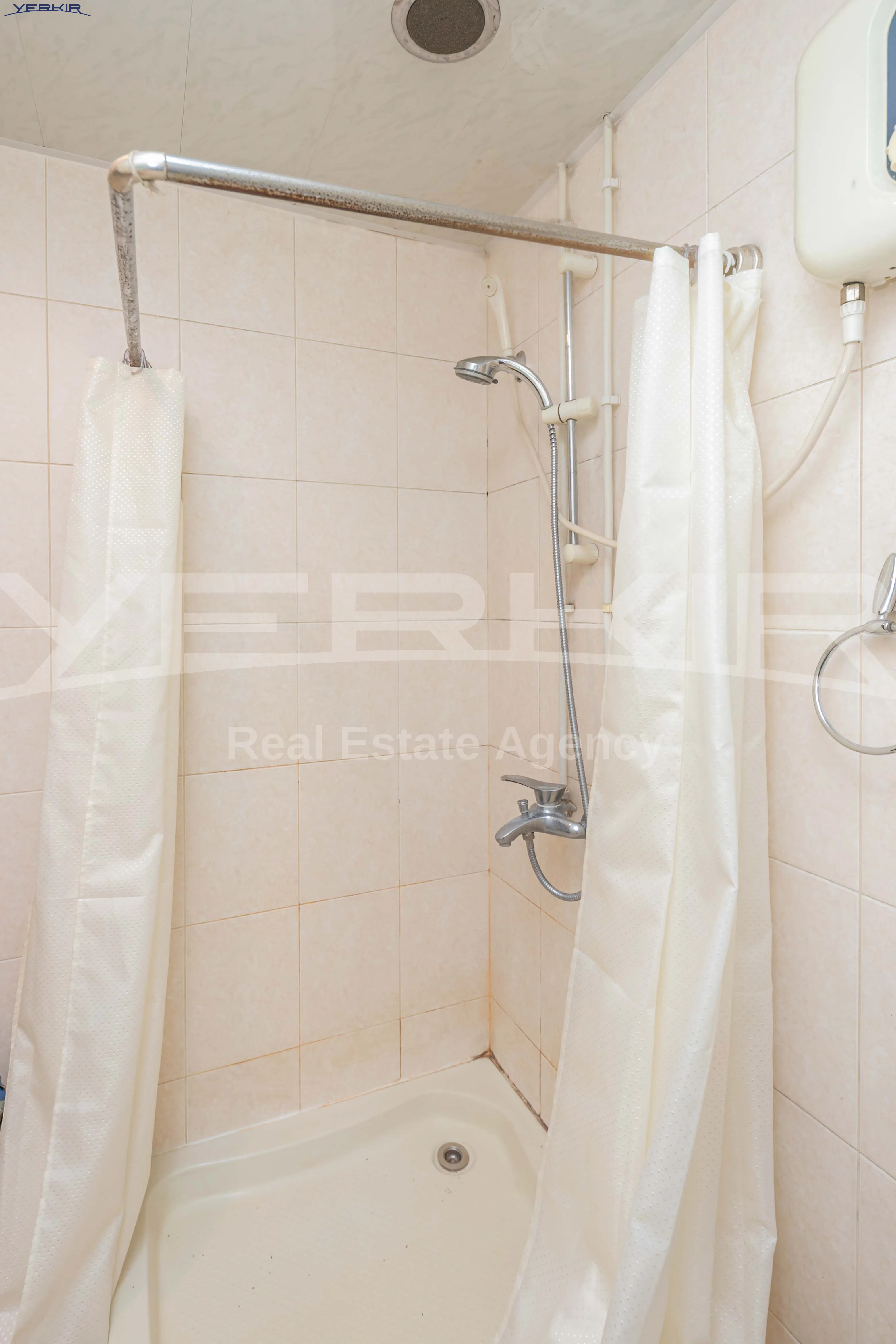 Apartments Code: 5+2485051