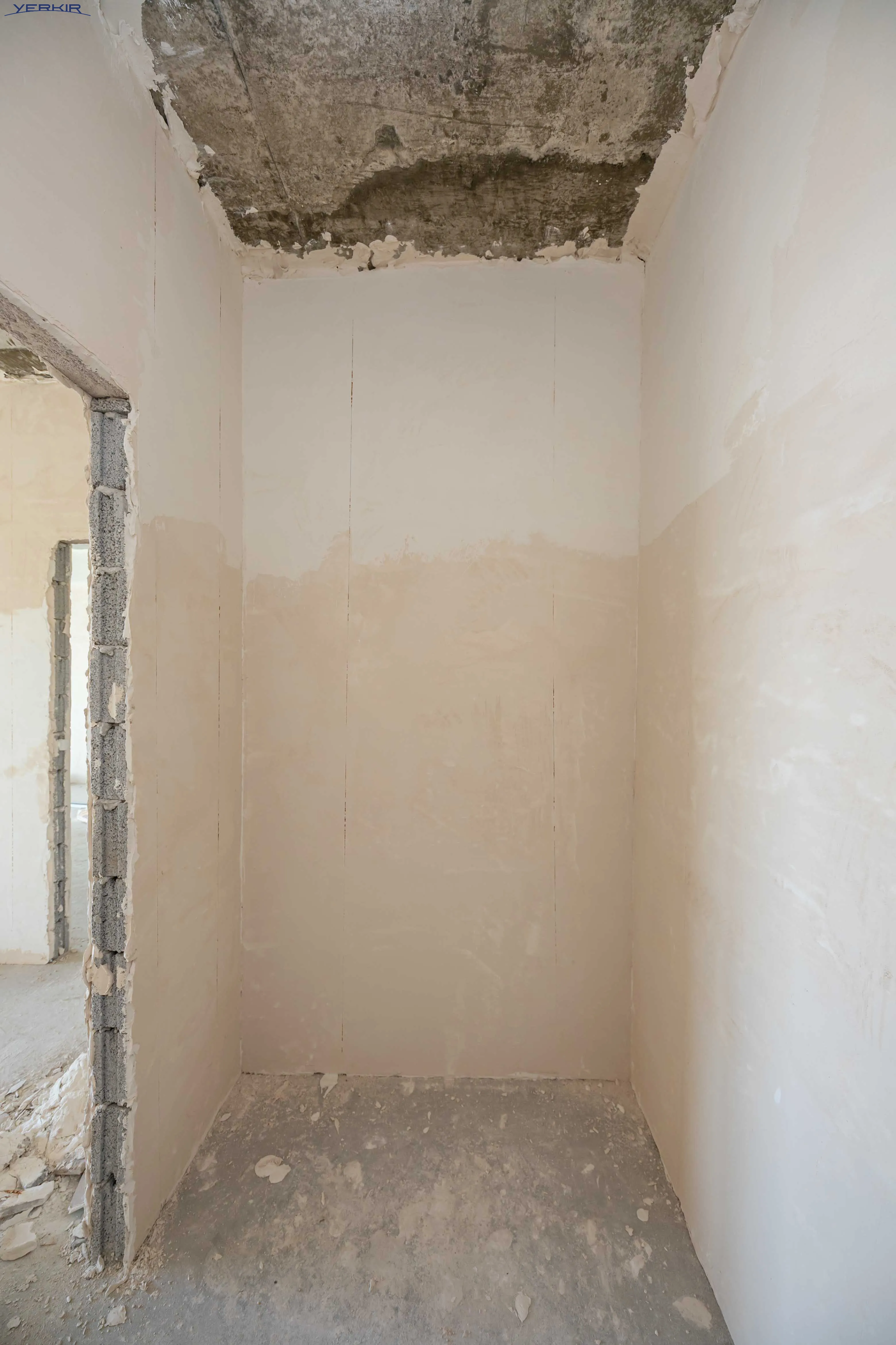 Apartments Code: 9+4745121
