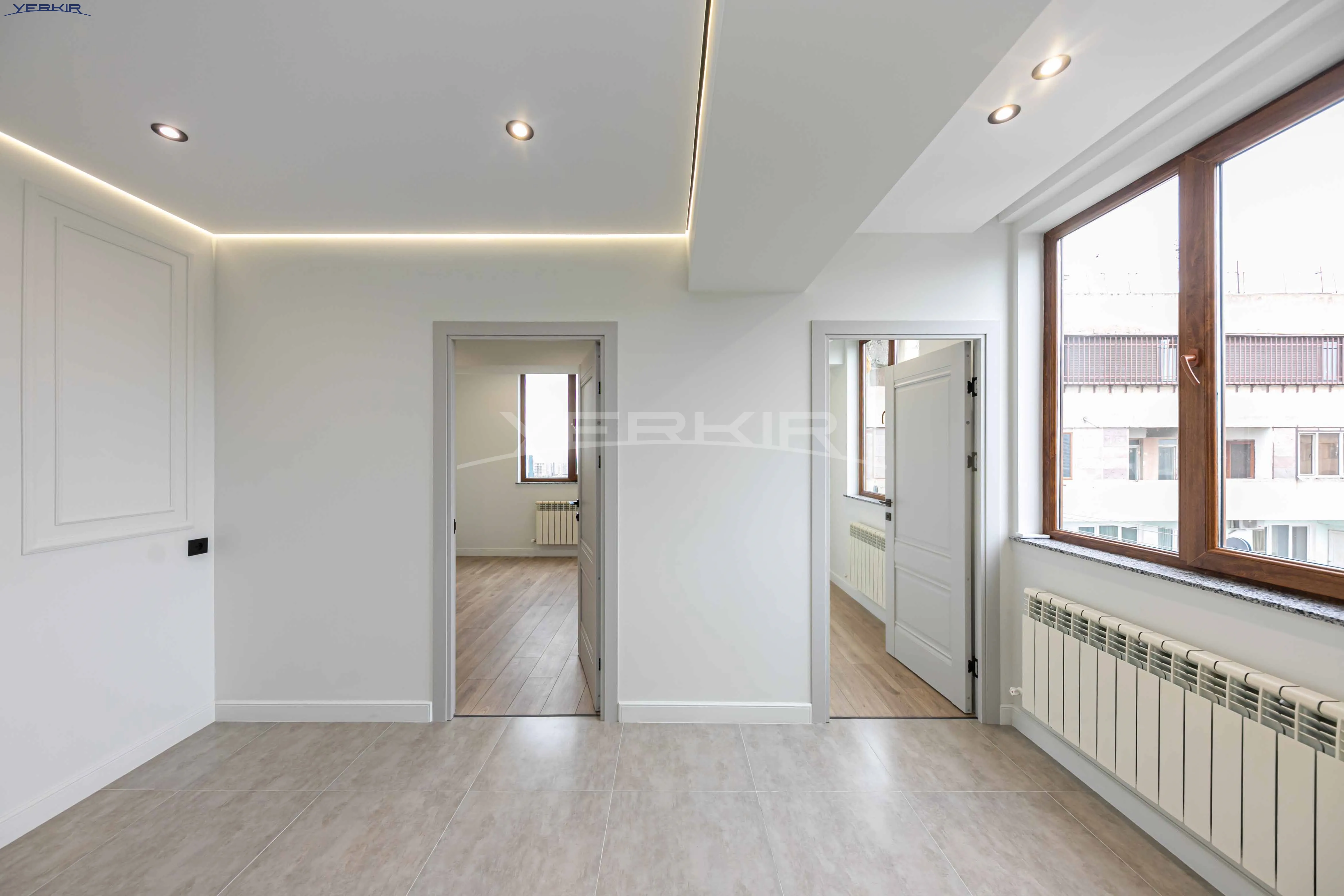 Apartments Code: 9+3676009