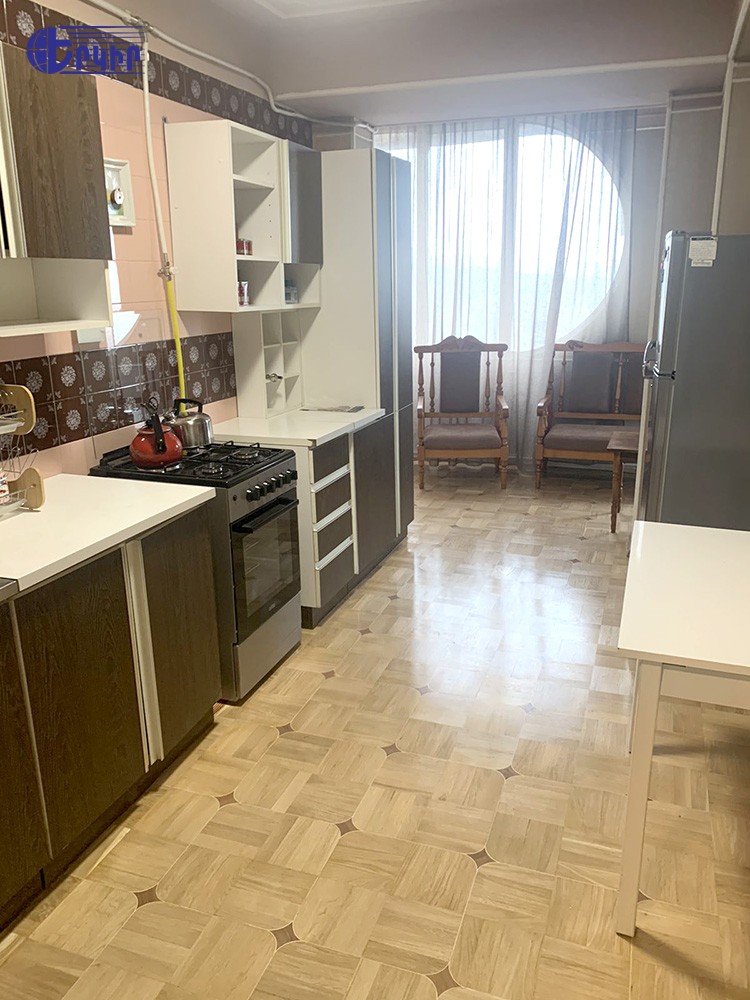 Բնակարաններ Կոդ` 6+201985