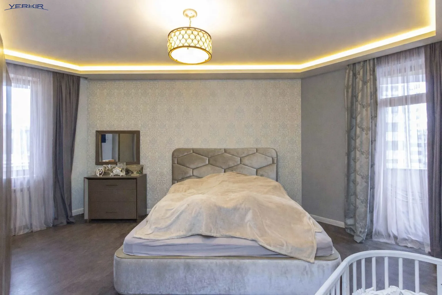Apartments Code: 5+3508627