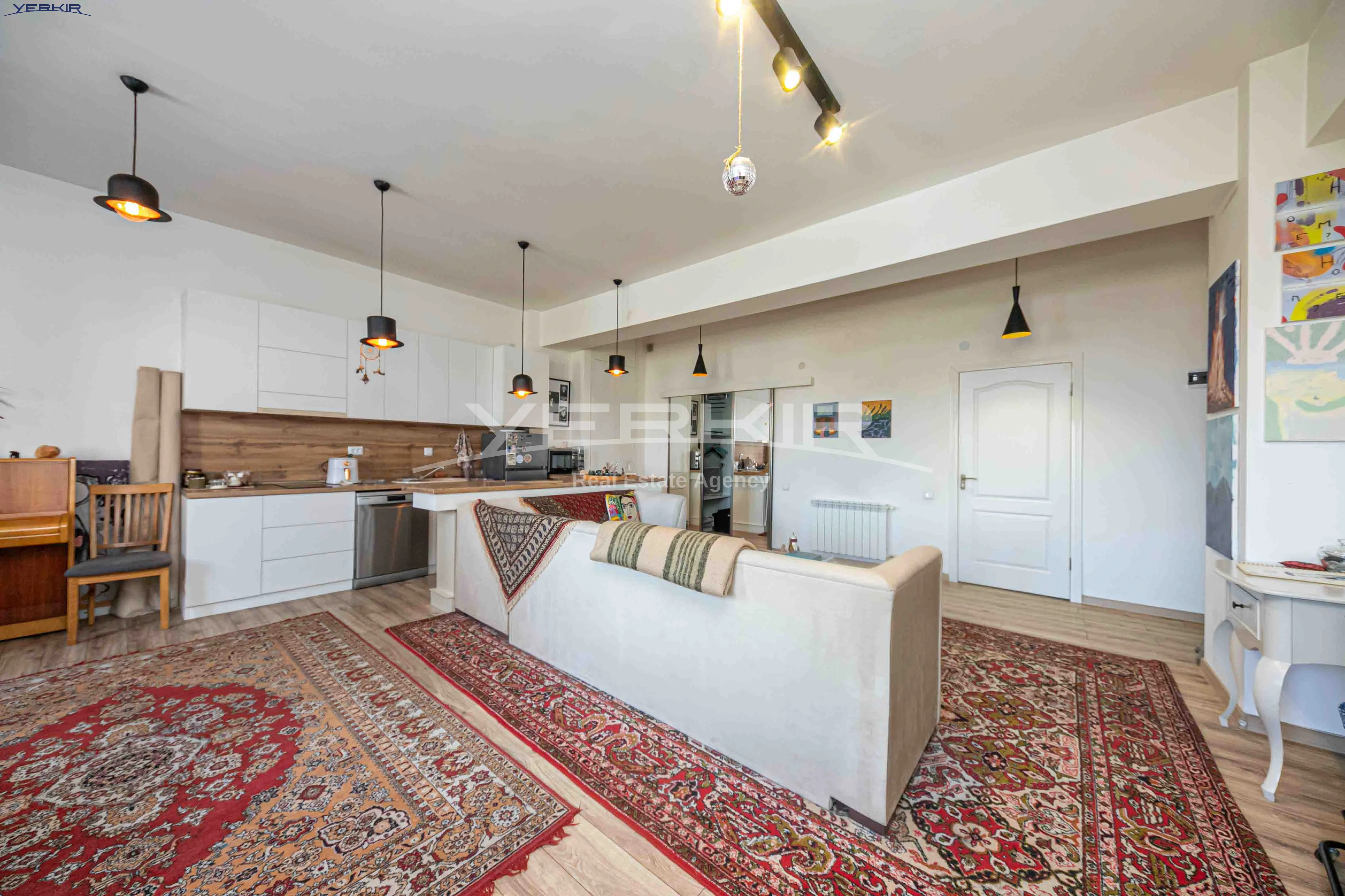 Apartments Code: 1+2851323