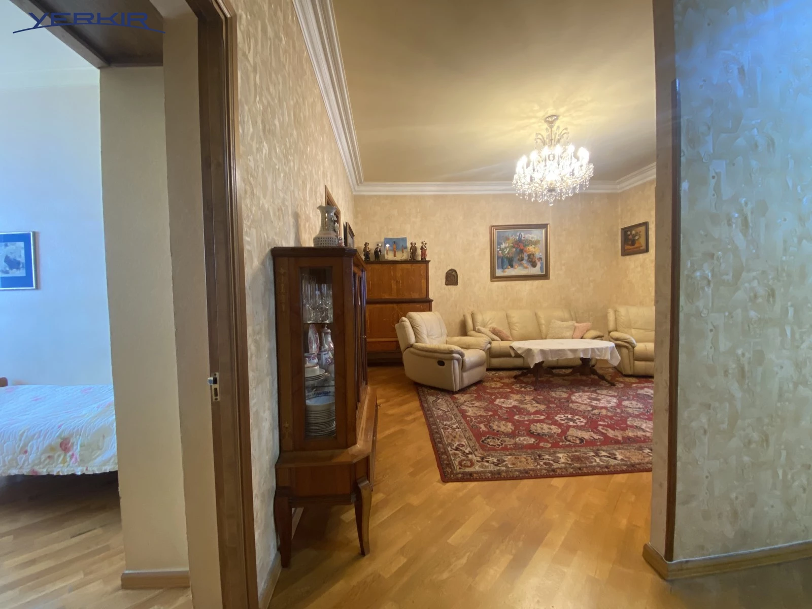 Apartments Code: 5+315379