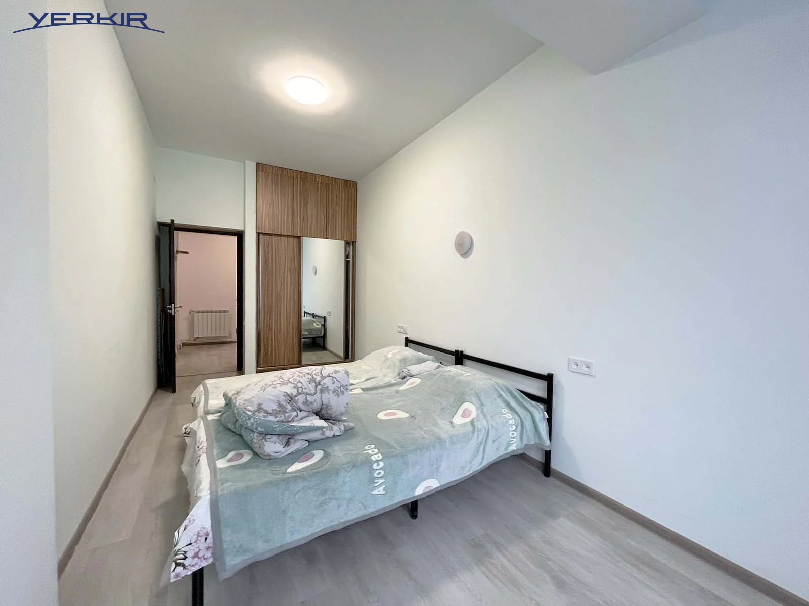 Բնակարաններ Կոդ` 2+215142