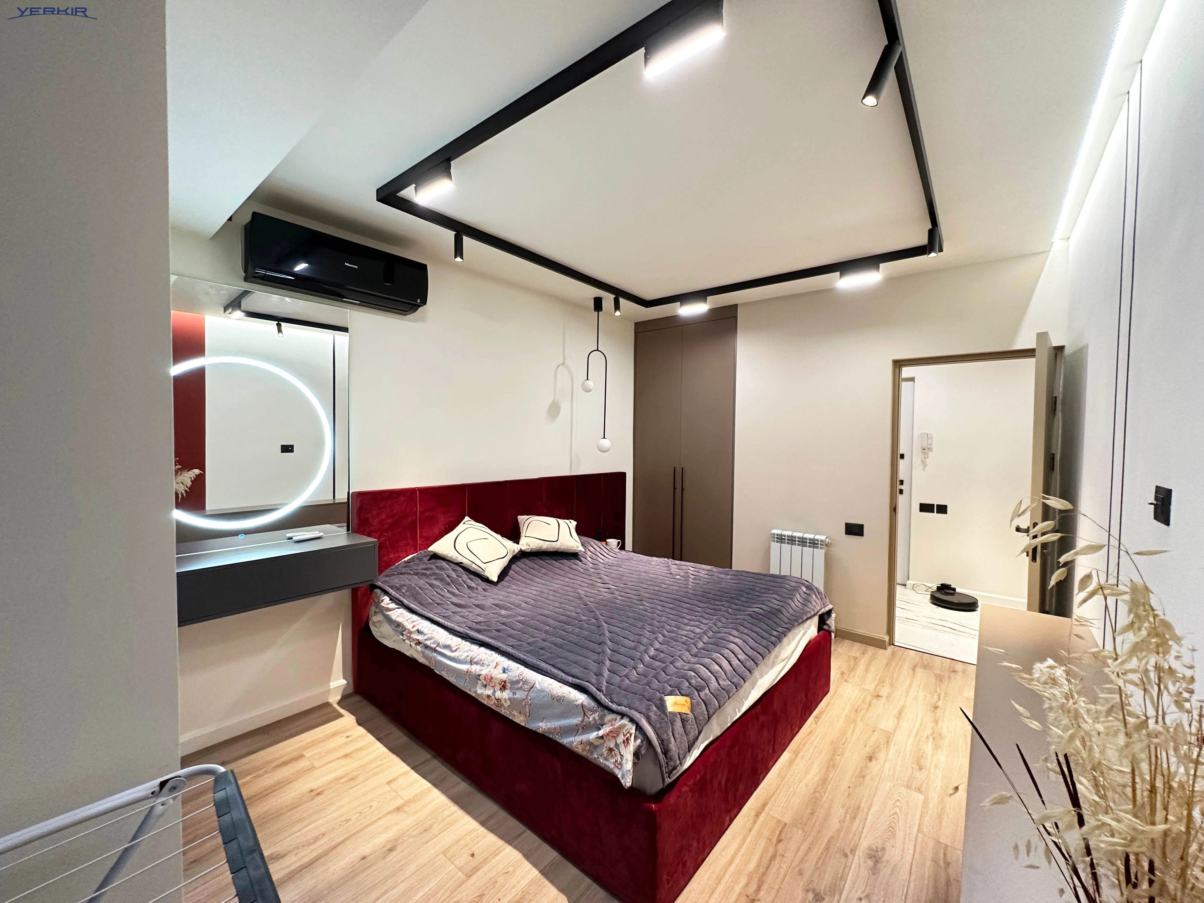 Բնակարաններ Կոդ` 1+218224