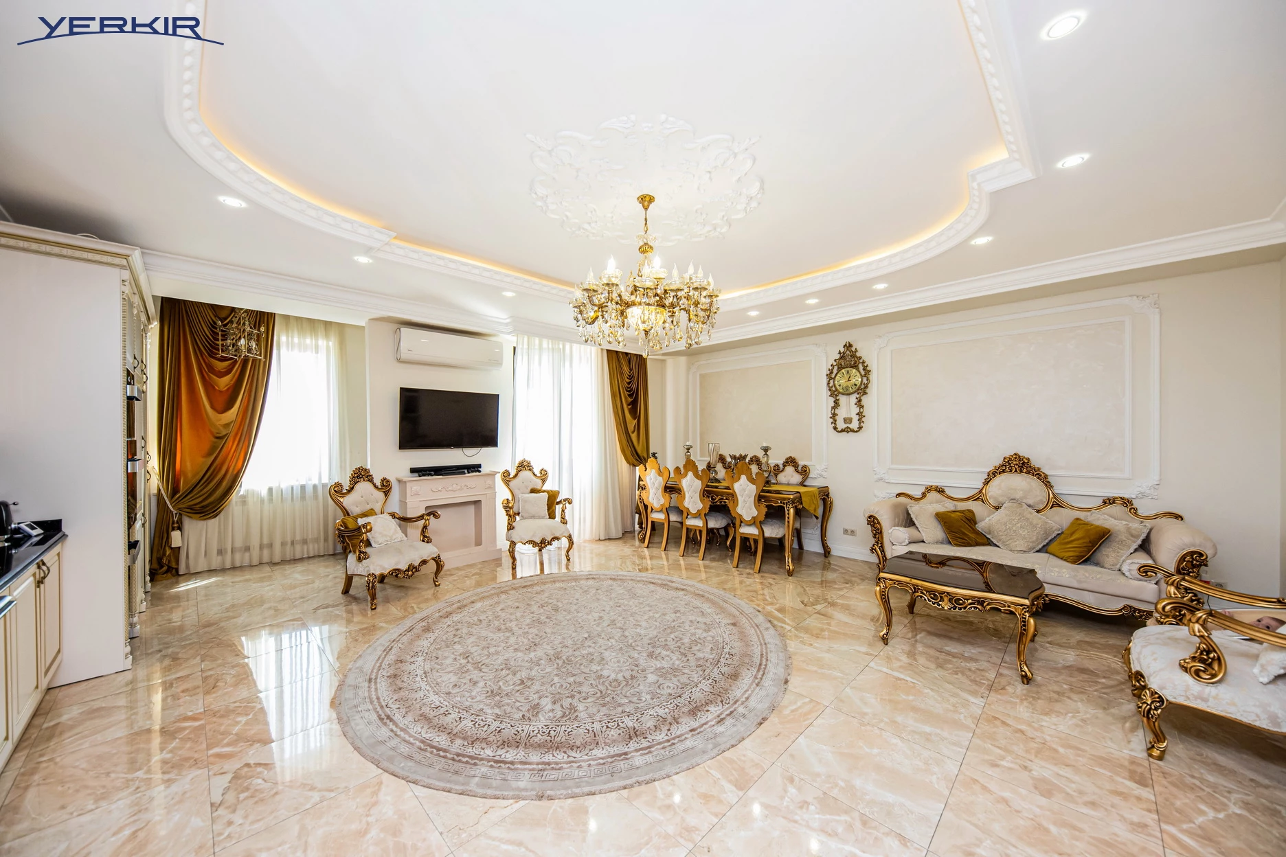 Apartments Code: 5+312159