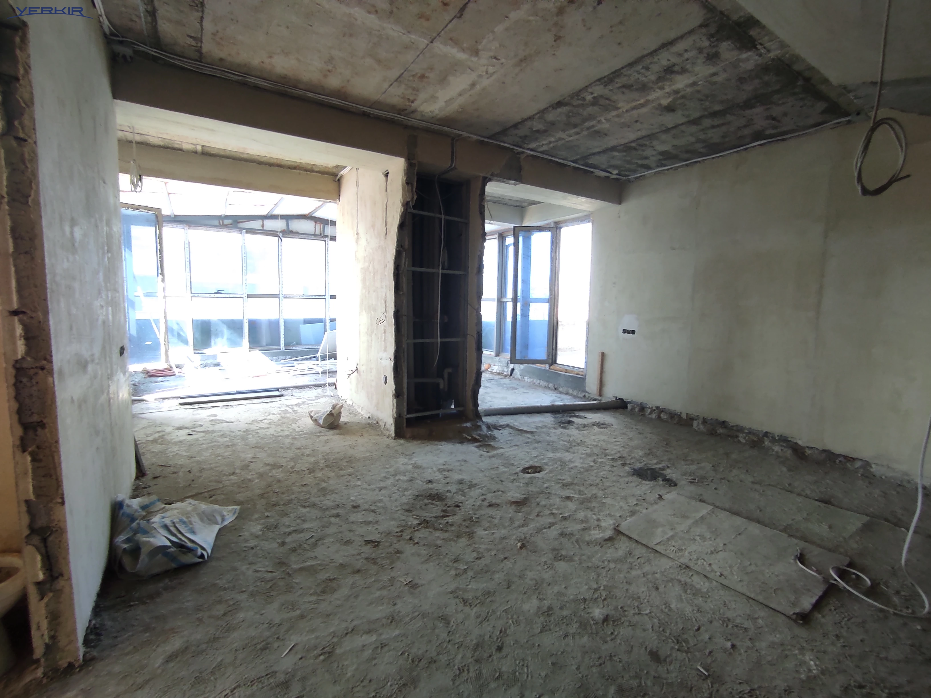 Apartments Code: 5+408814