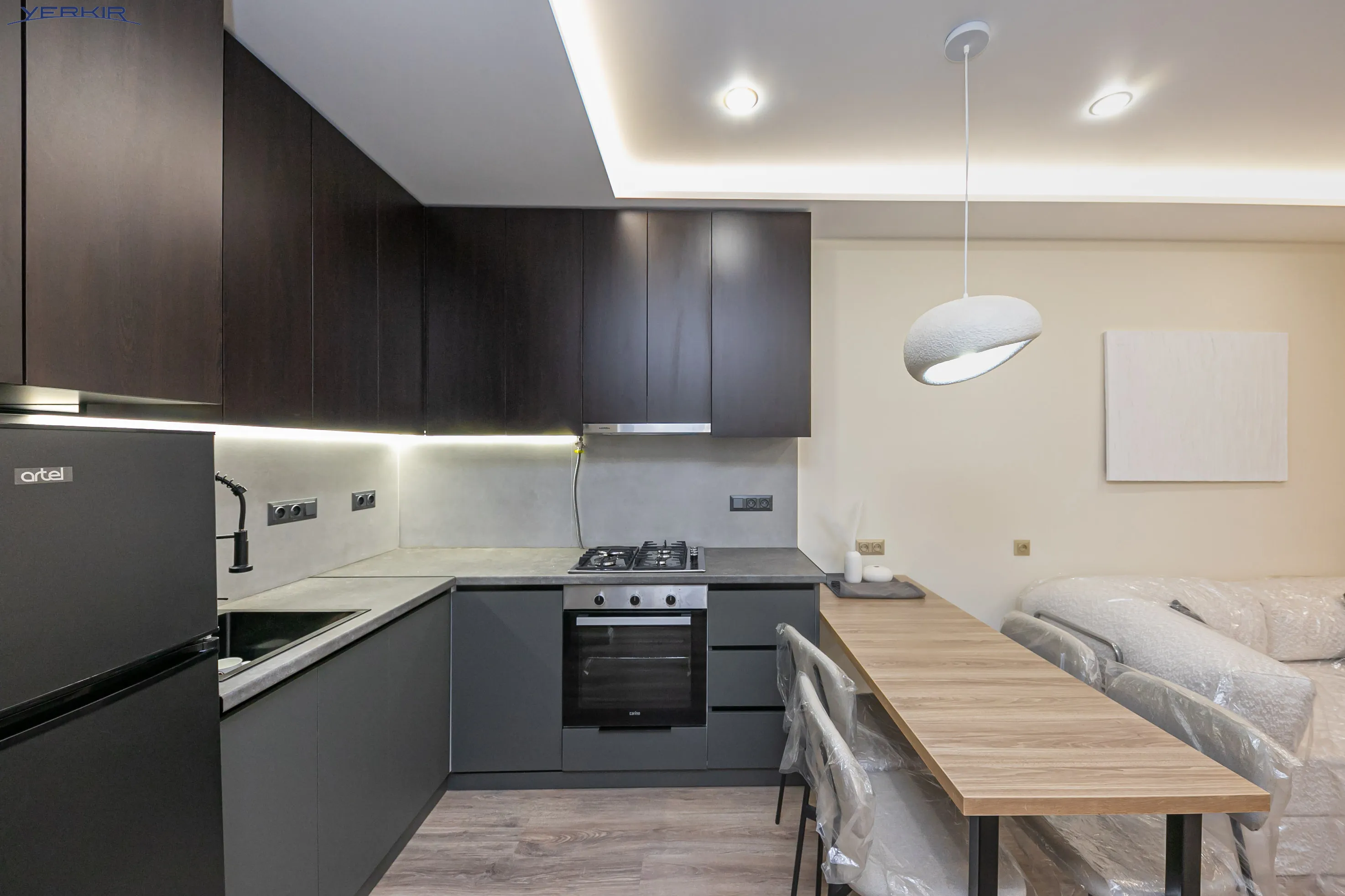 Apartments Code: 9+2953207