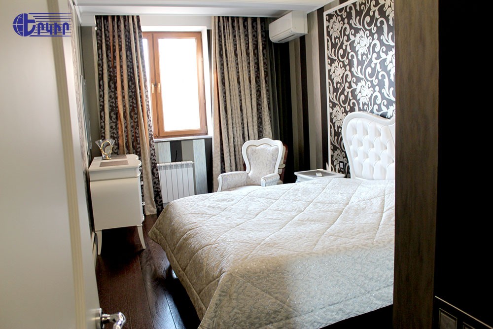 Квартиры Код 6+33064