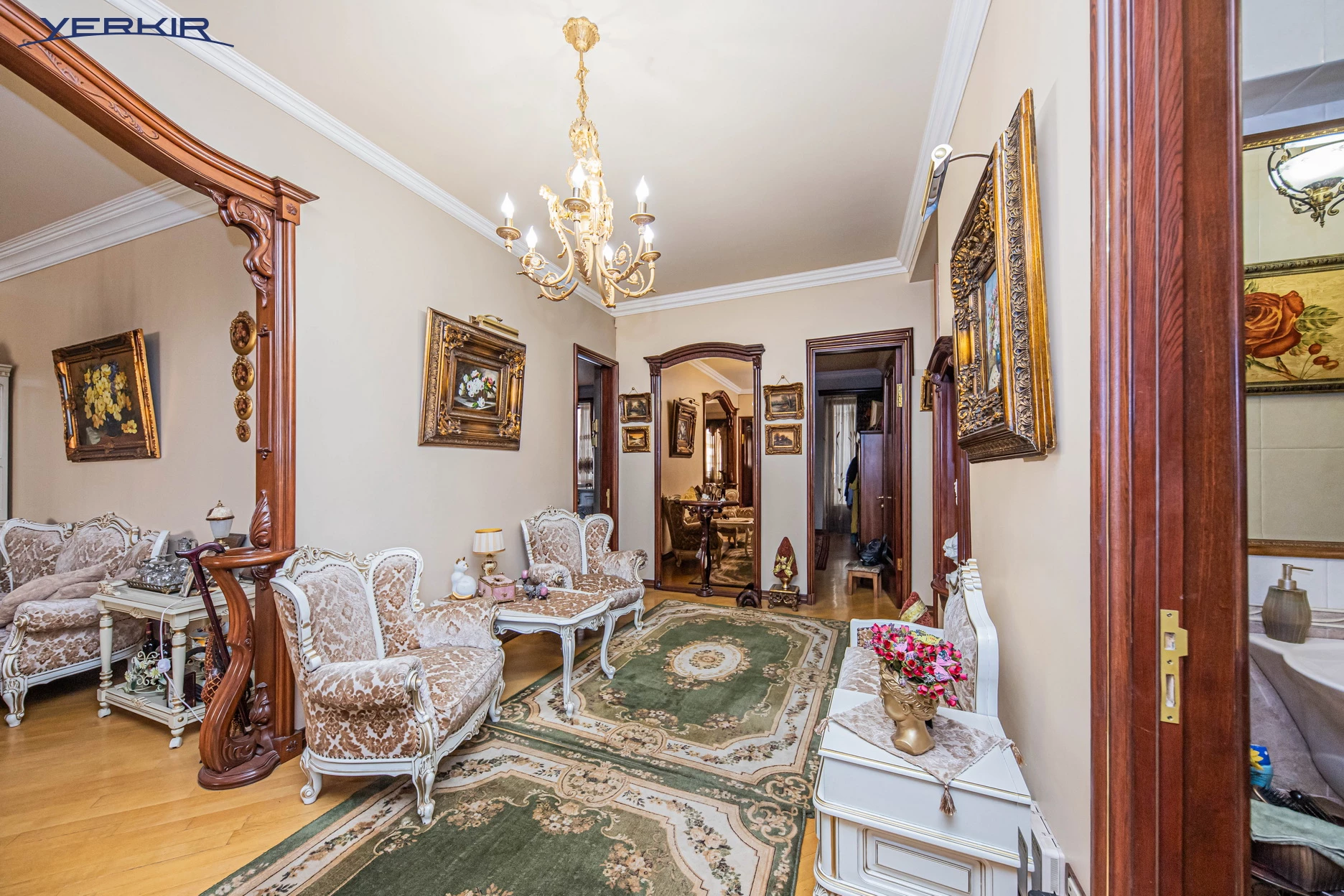 Apartments Code: 5+412782