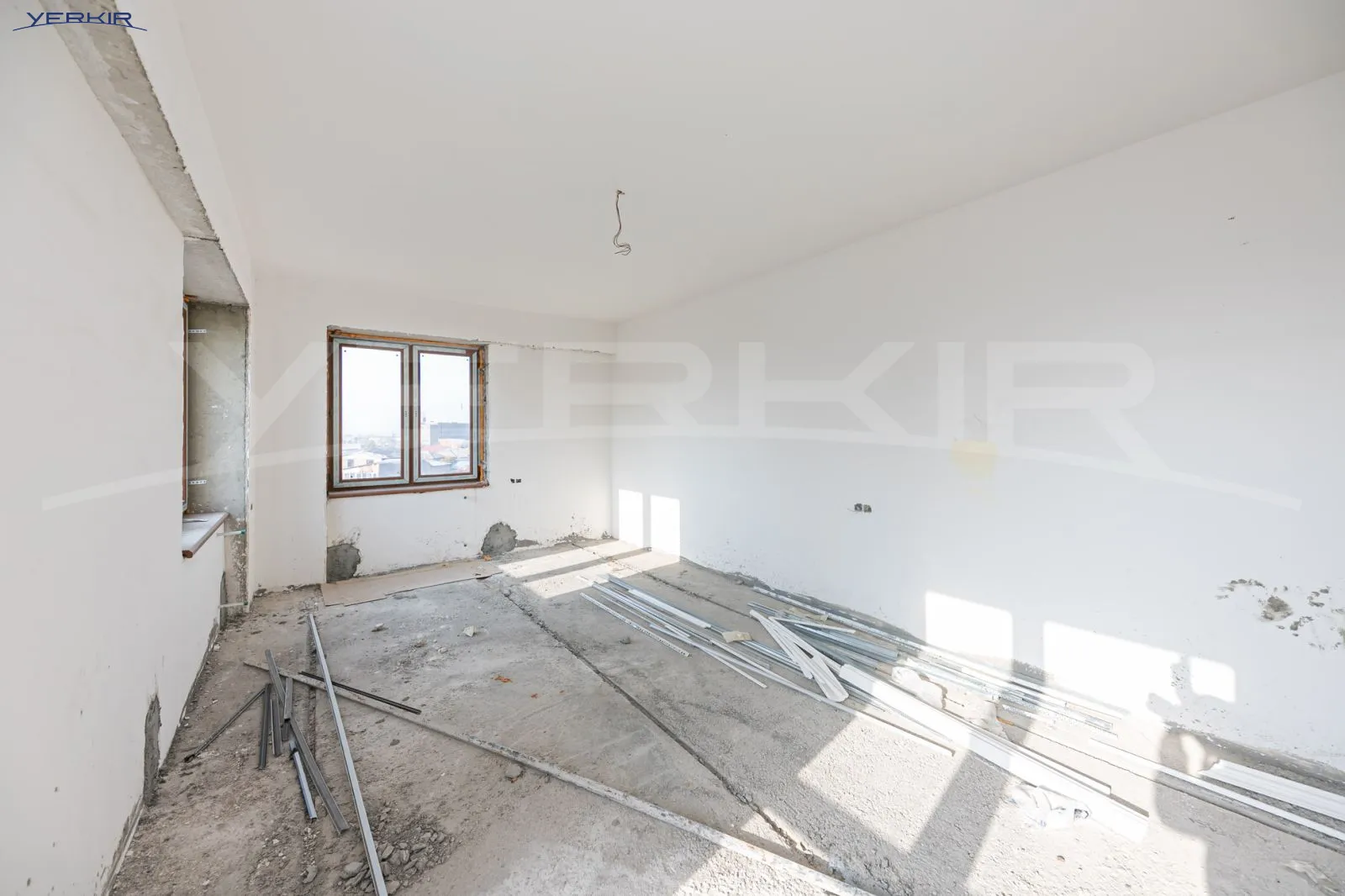Apartments Code: 9+415339