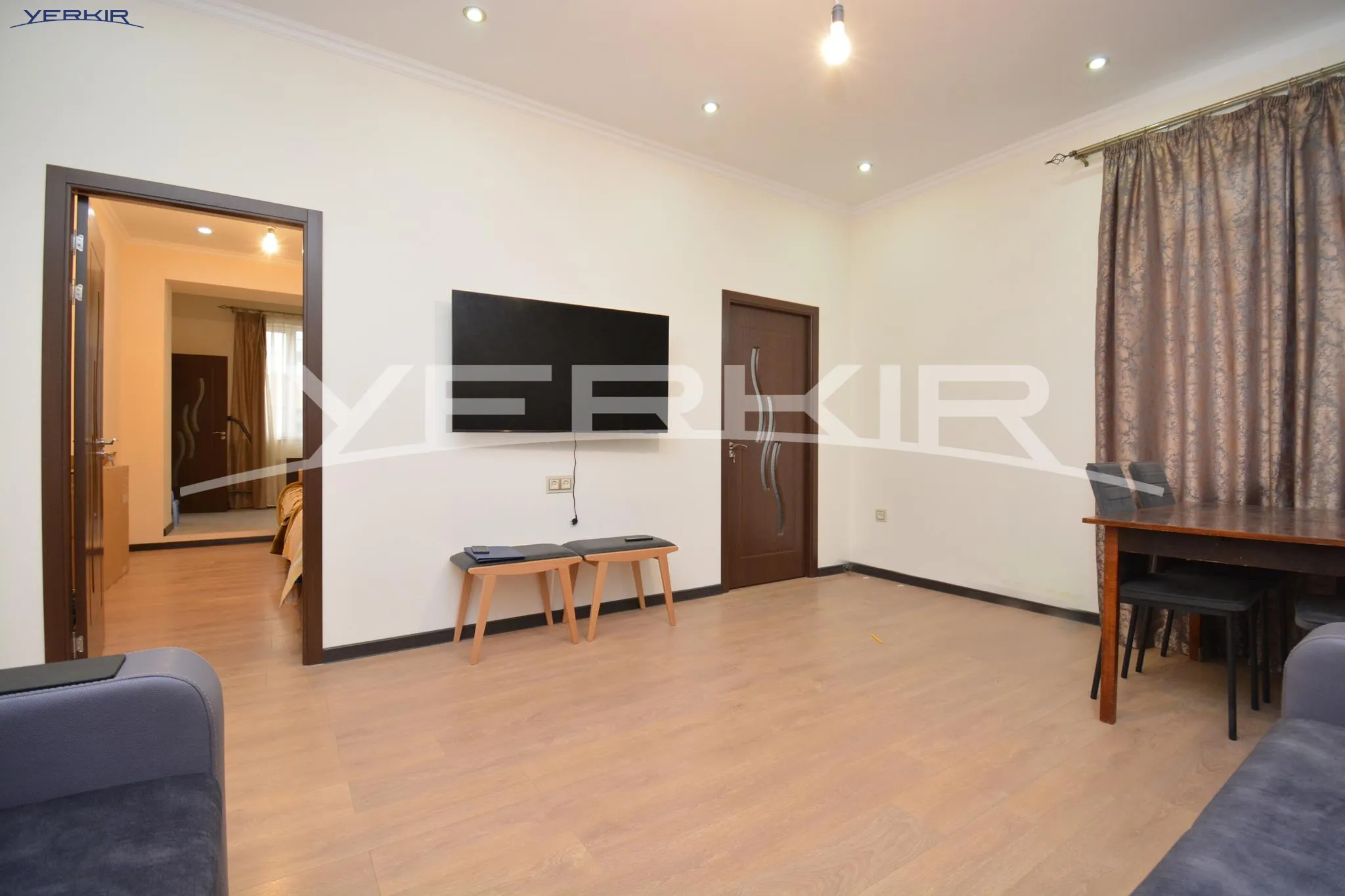 Apartments Code: 10+304935