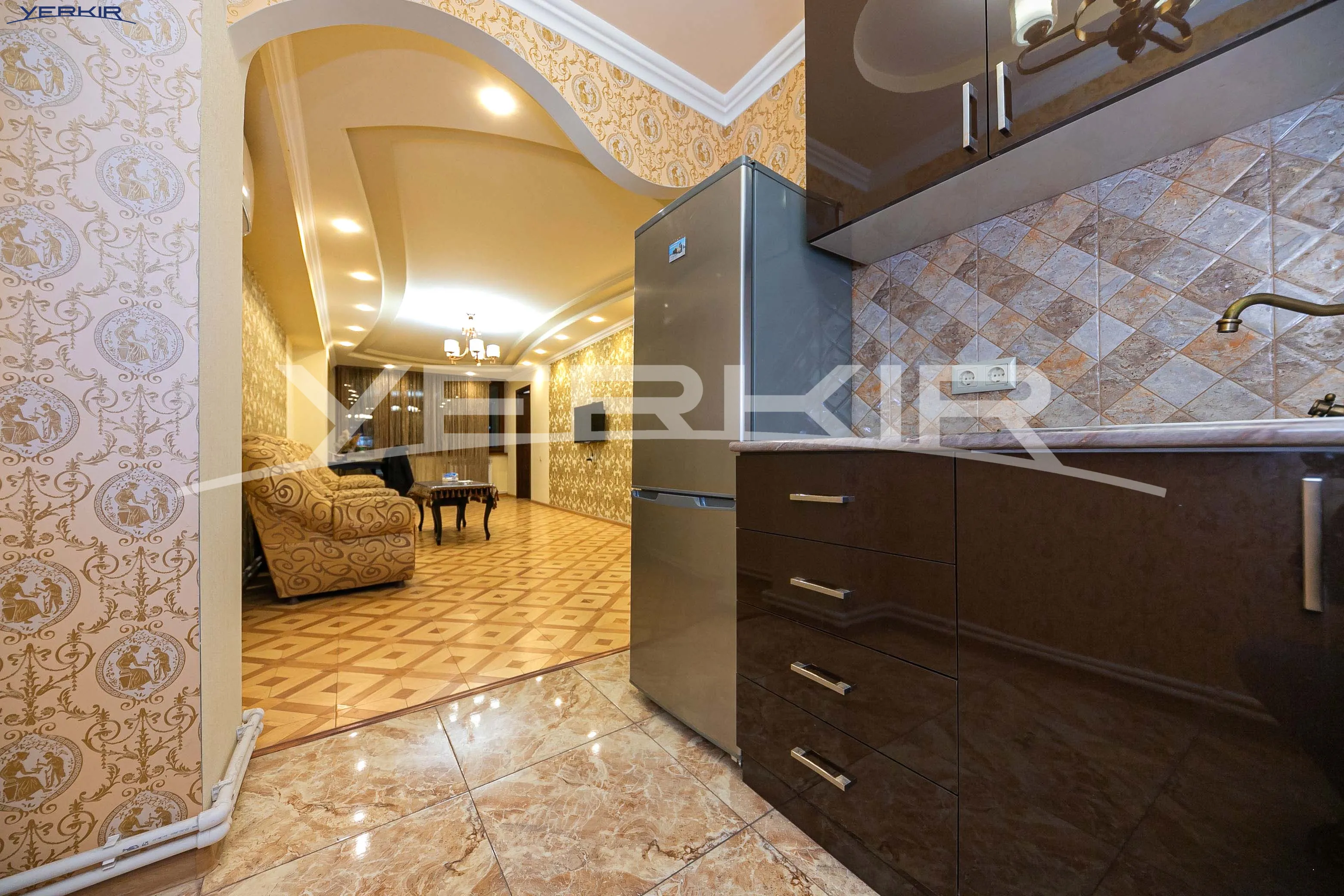 Բնակարաններ Կոդ` 5+3221644