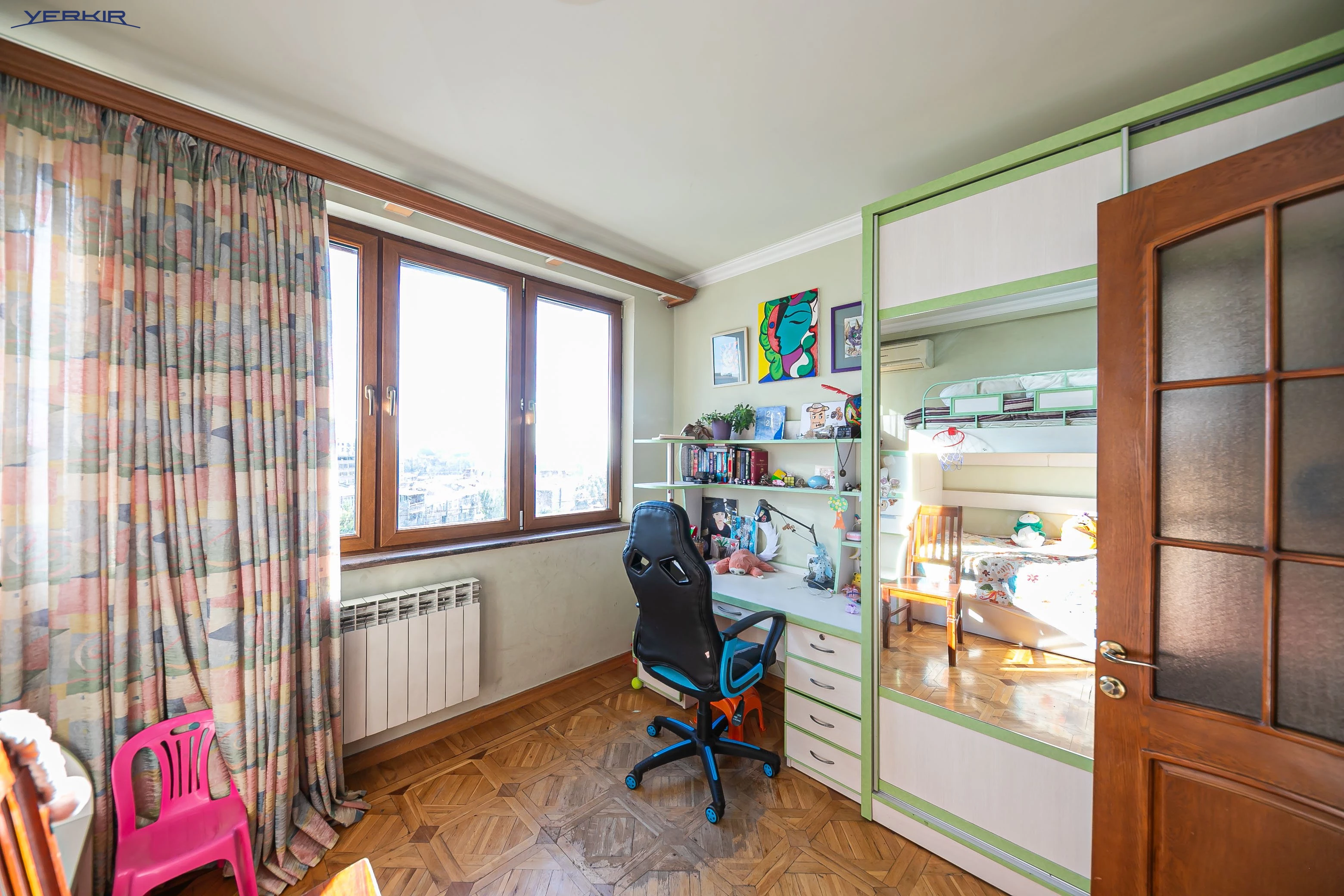 Բնակարաններ Կոդ` 9+2858223