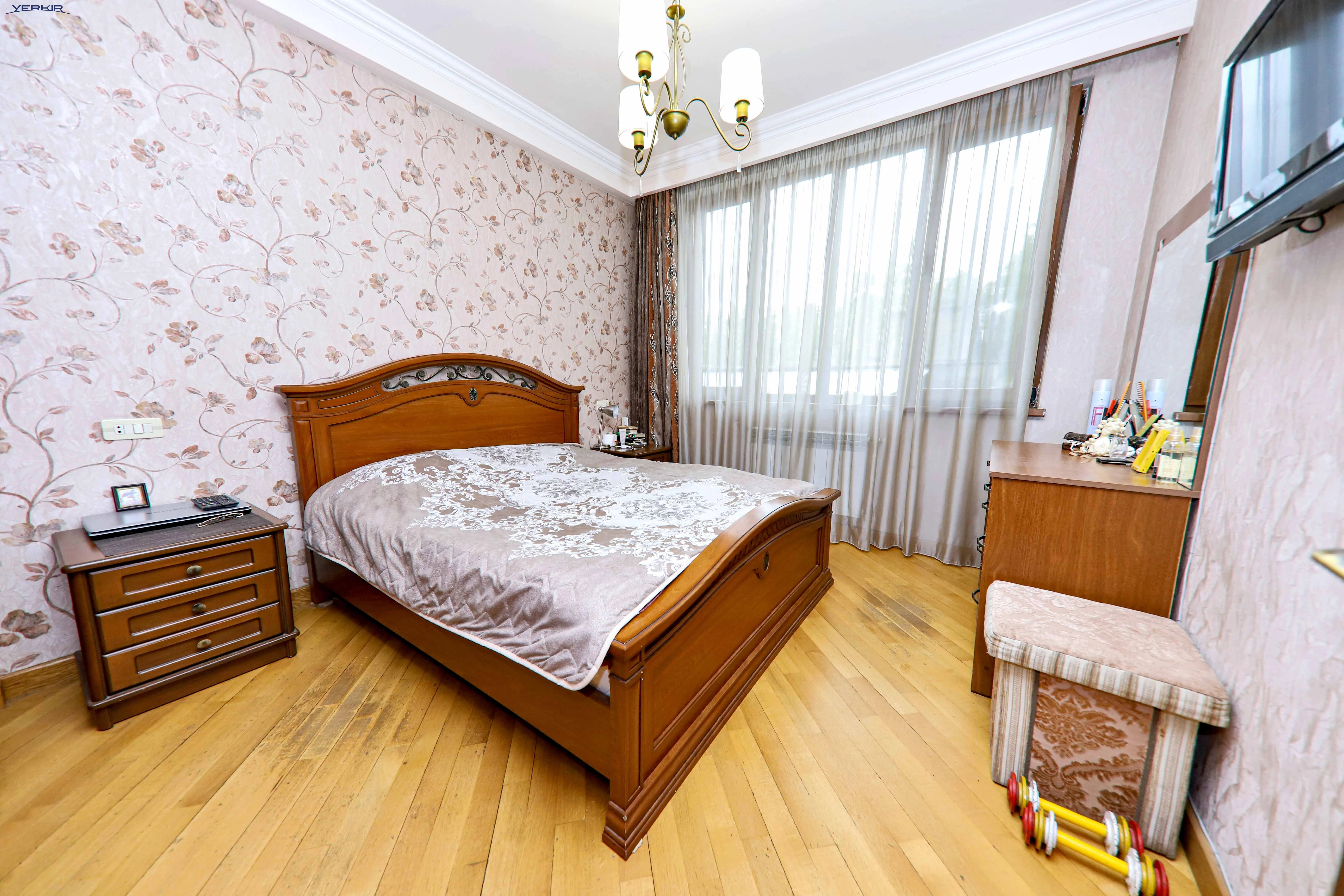 Apartments Code: 8+310572