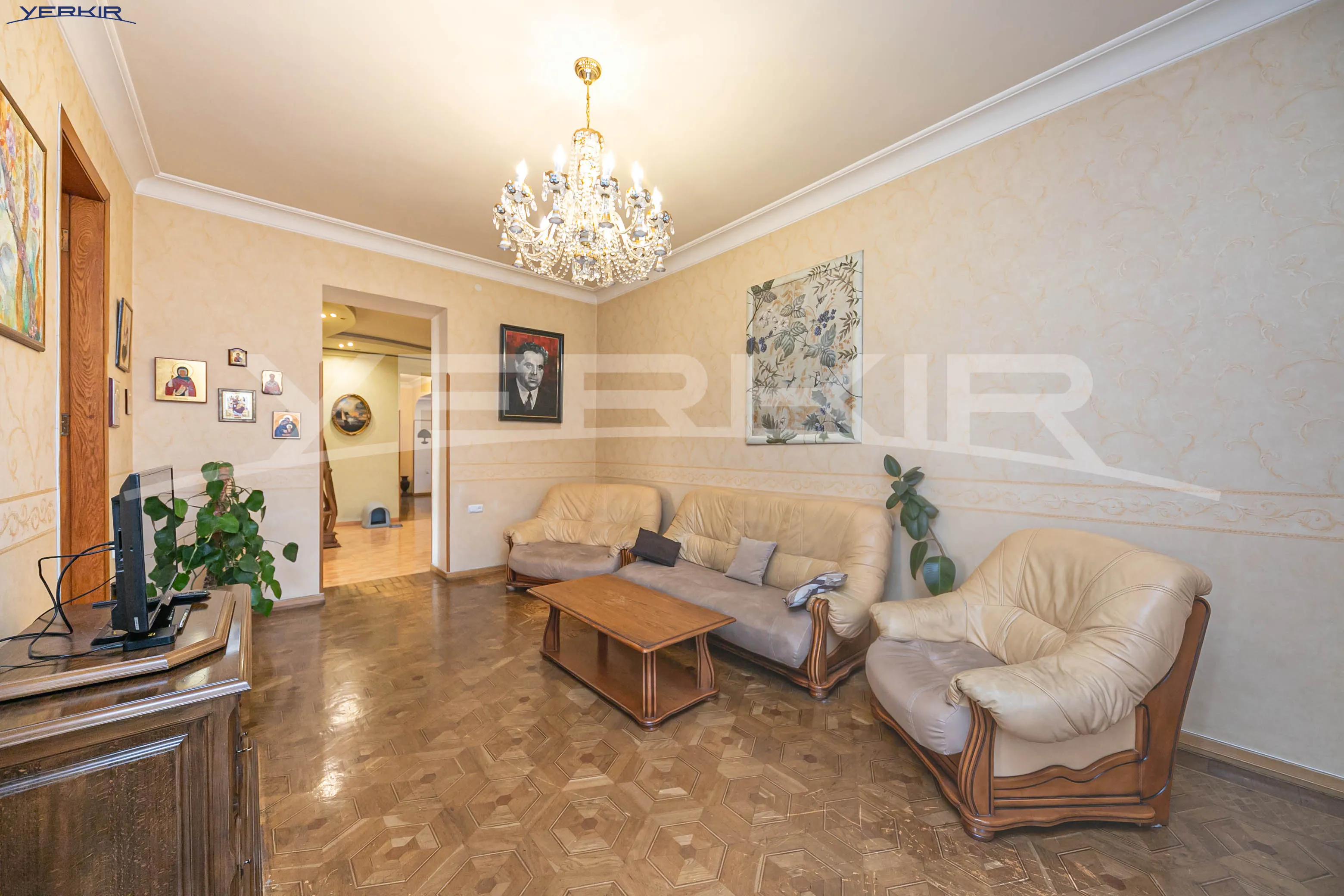 Բնակարաններ Կոդ` 1+8512796
