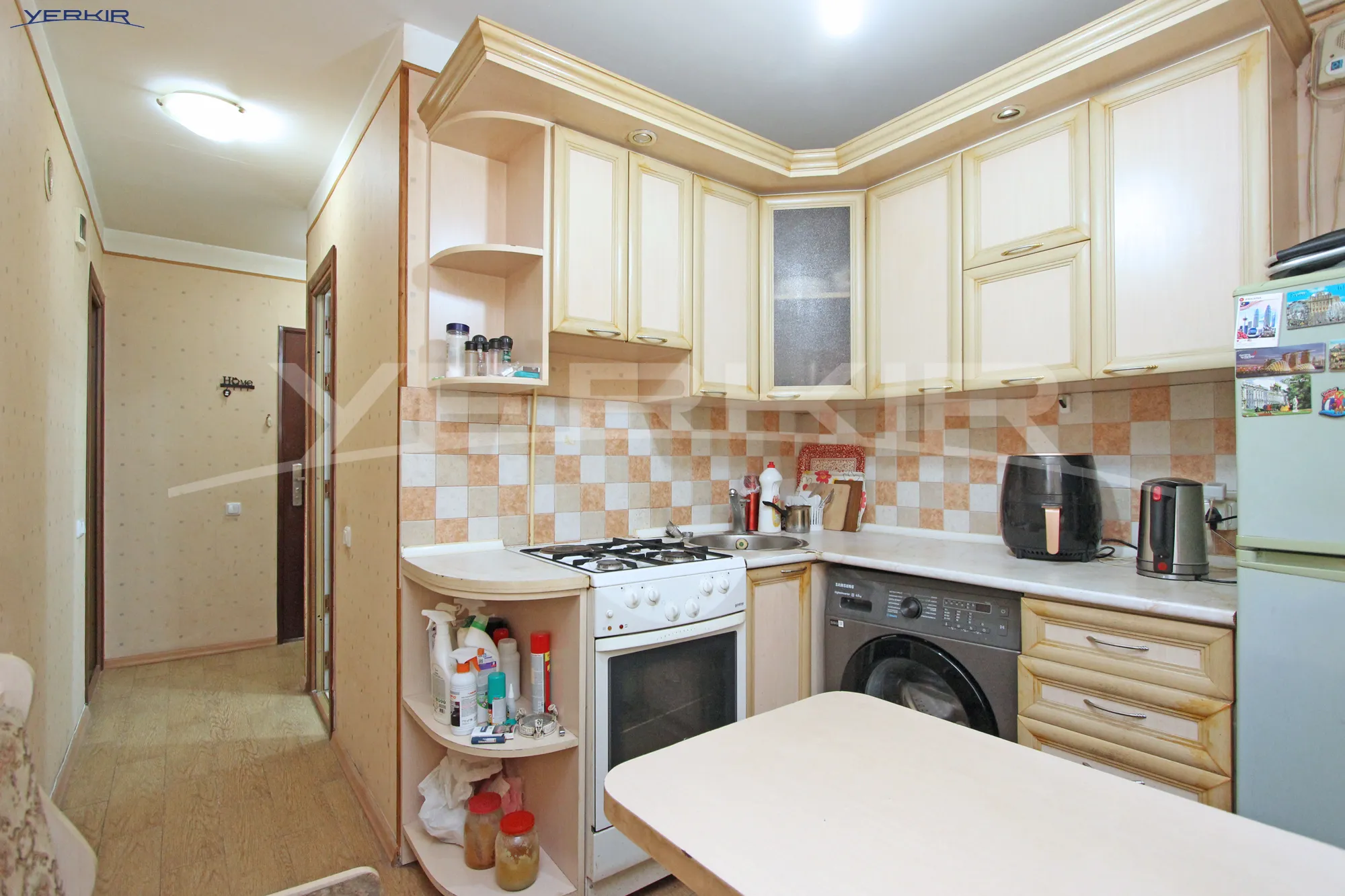 Apartments Code: 9+2673052