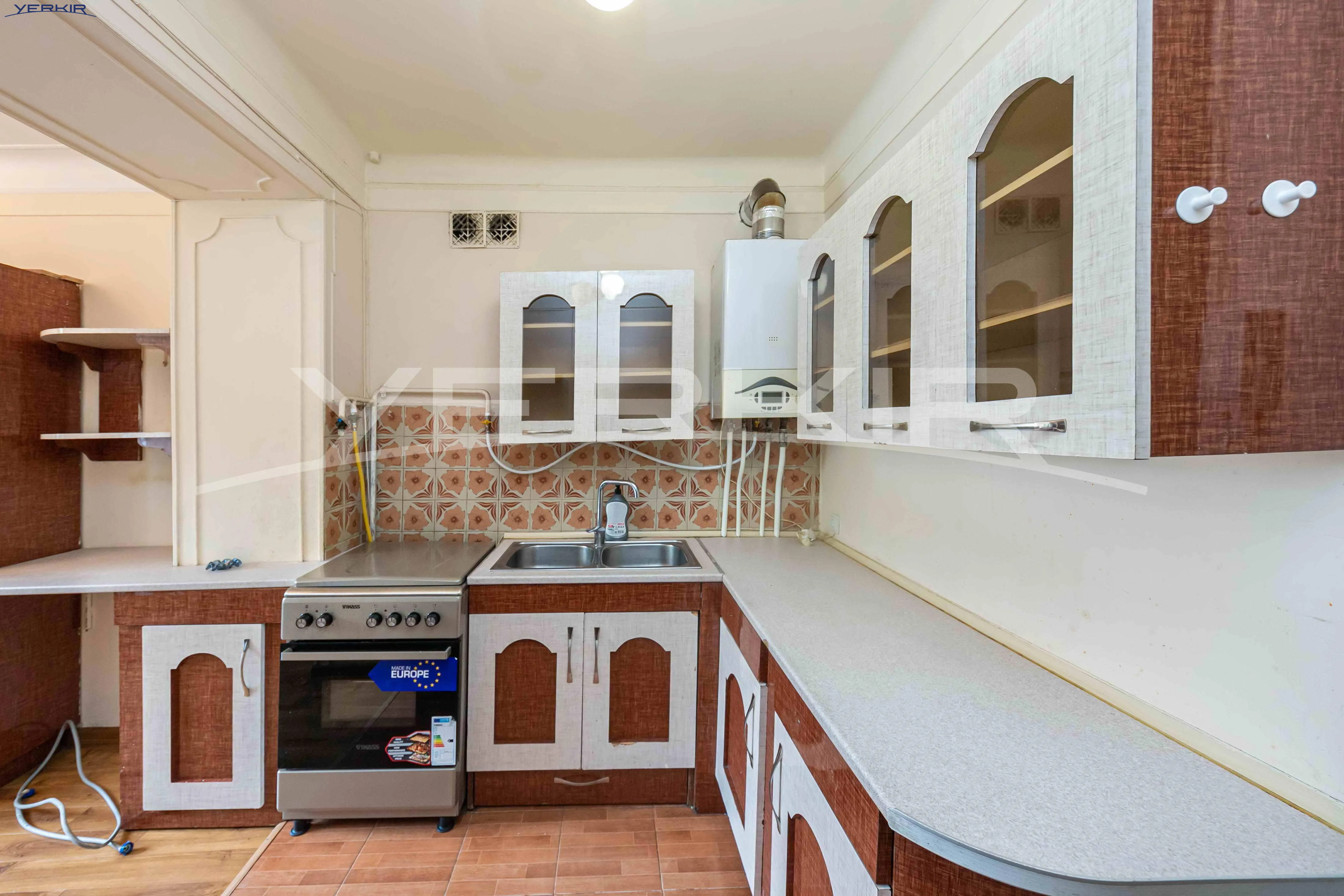 Apartments Code: 10+3828572