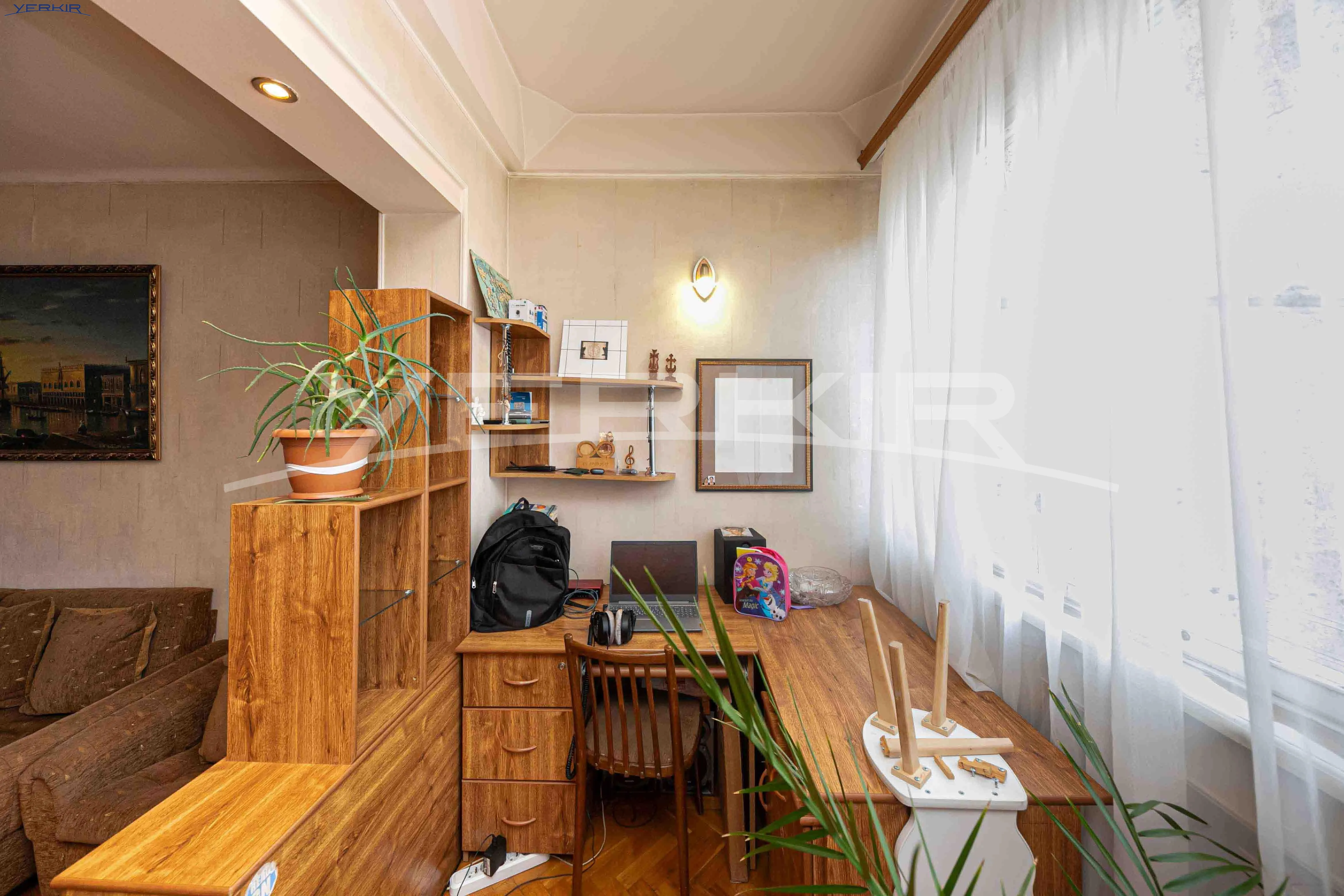 Apartments Code: 10+3472639