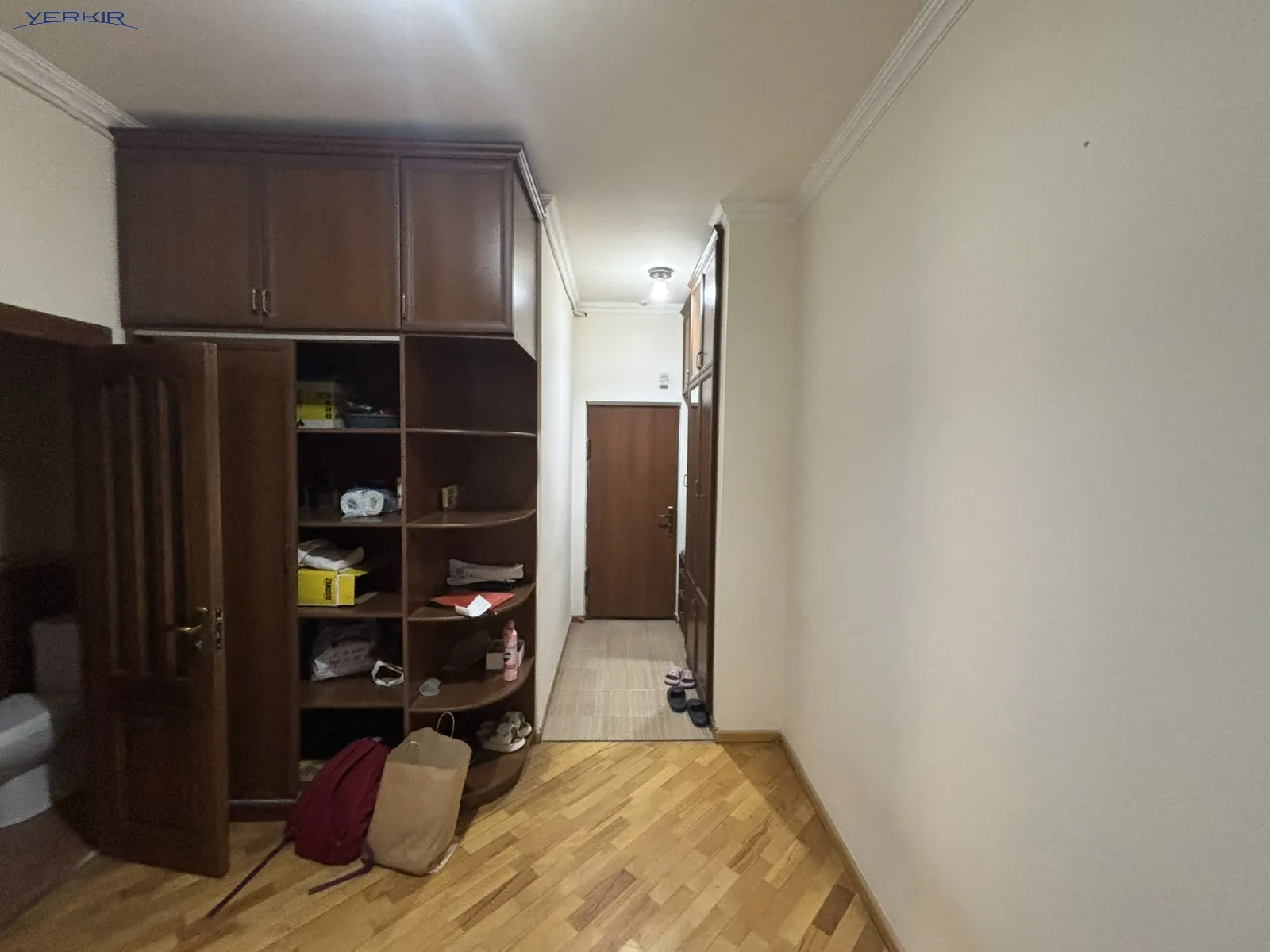 Apartments Code: 9+3767840