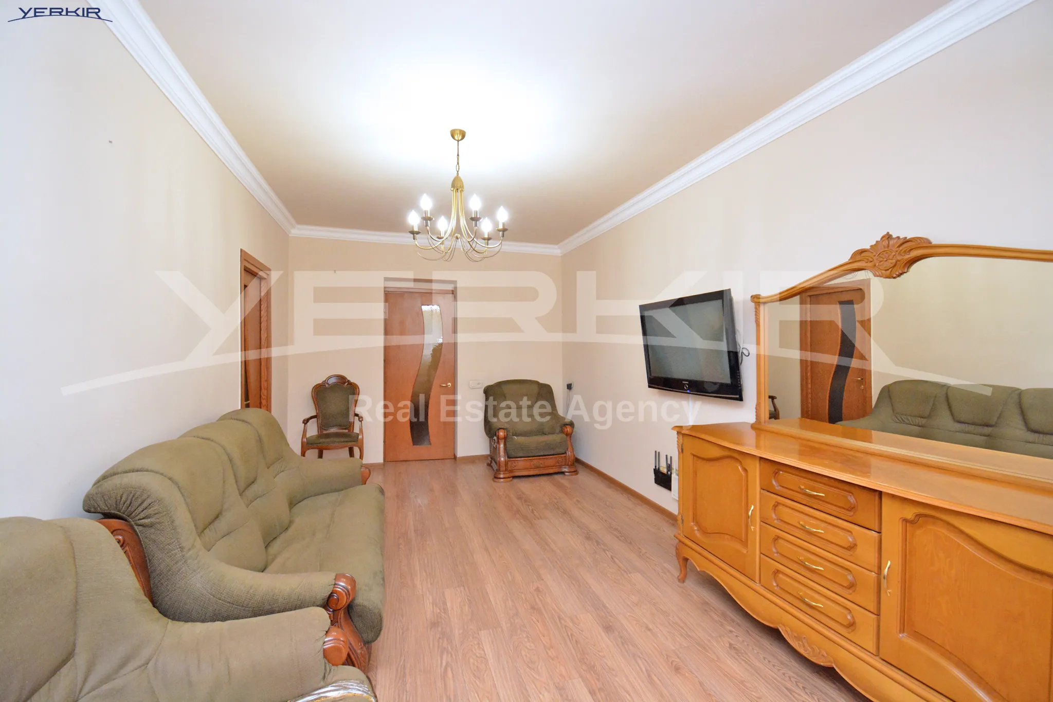 Apartments Code: 1+3704701