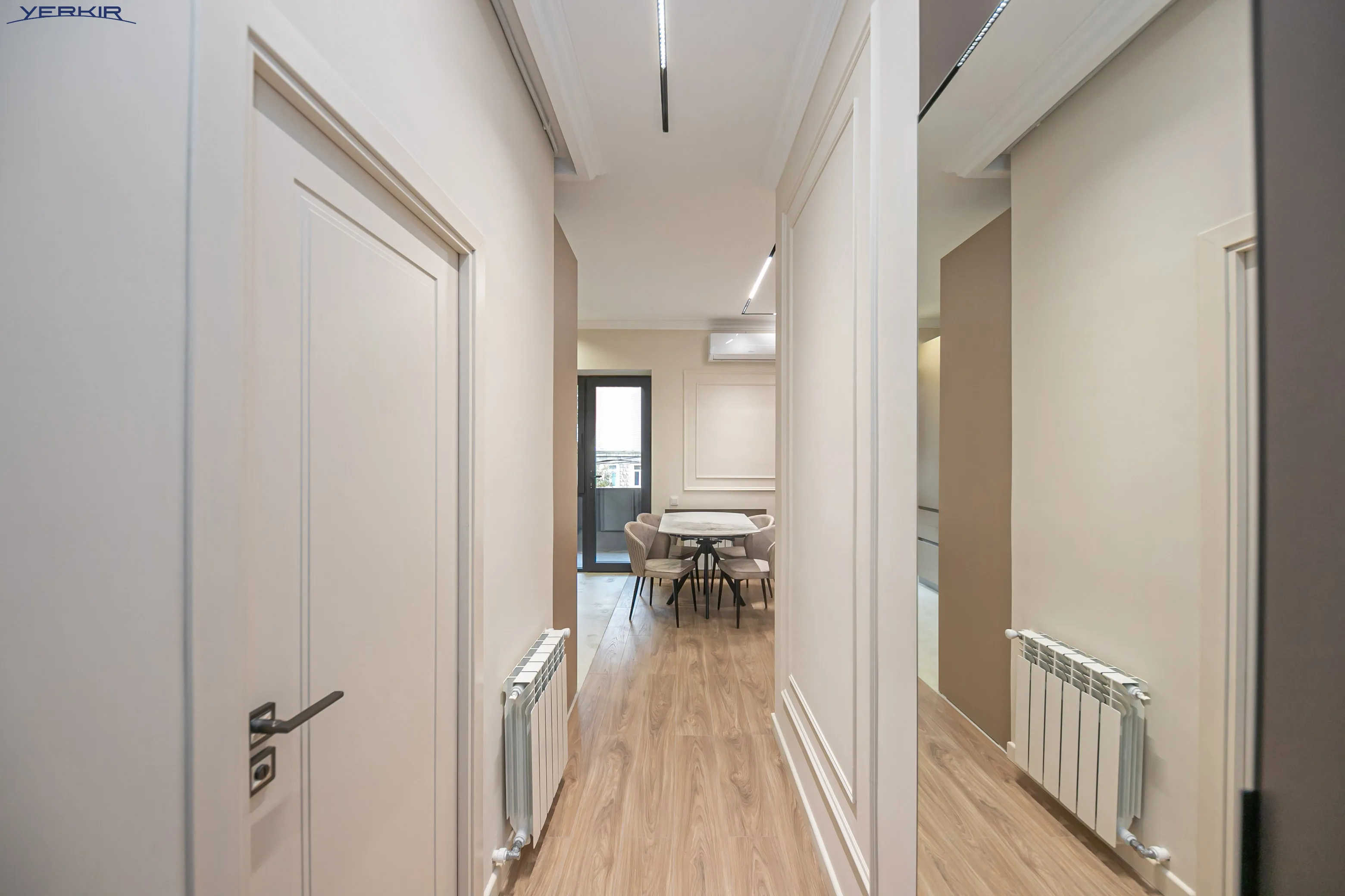 Apartments Code: 9+1527401