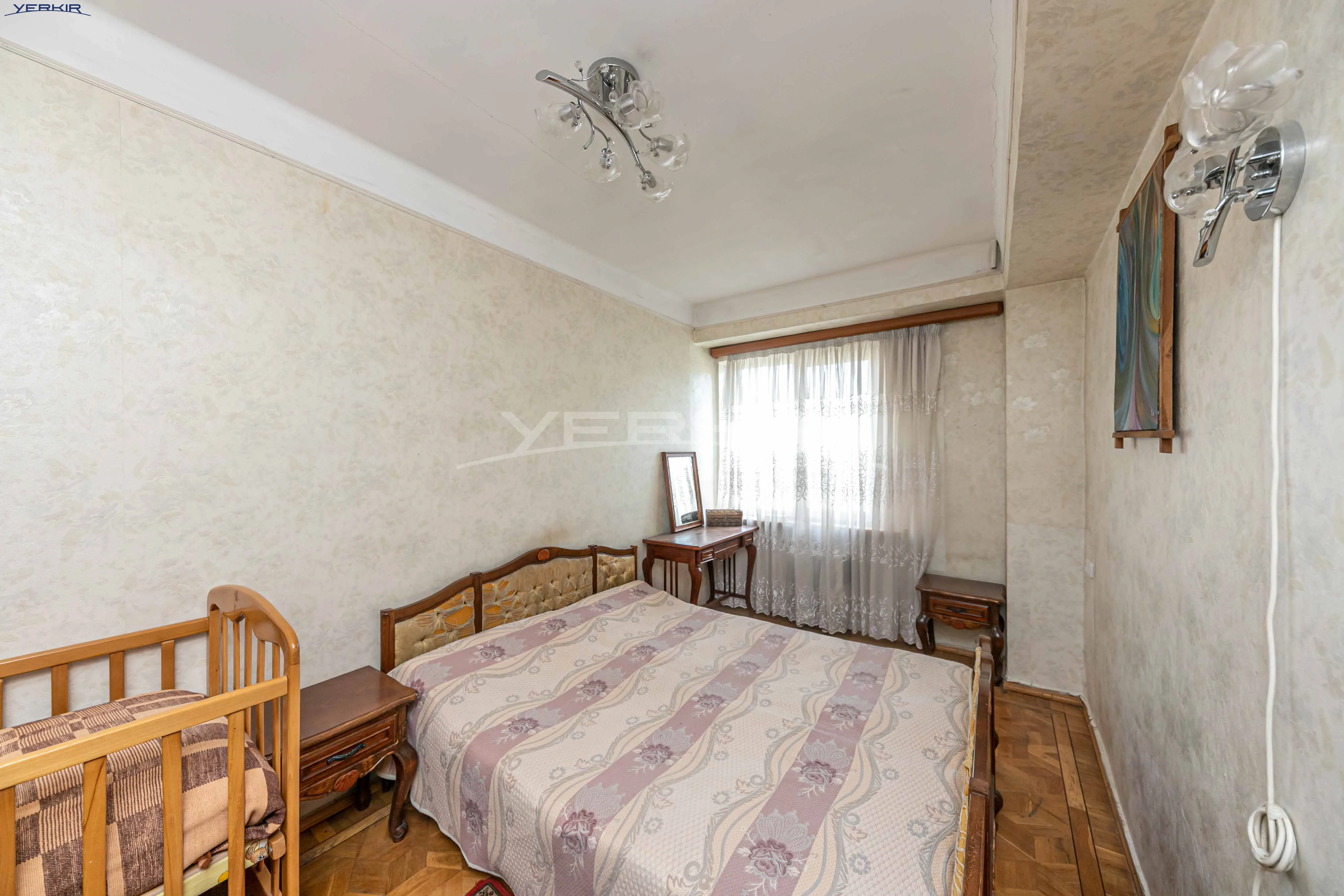 Apartments Code: 9+4909536