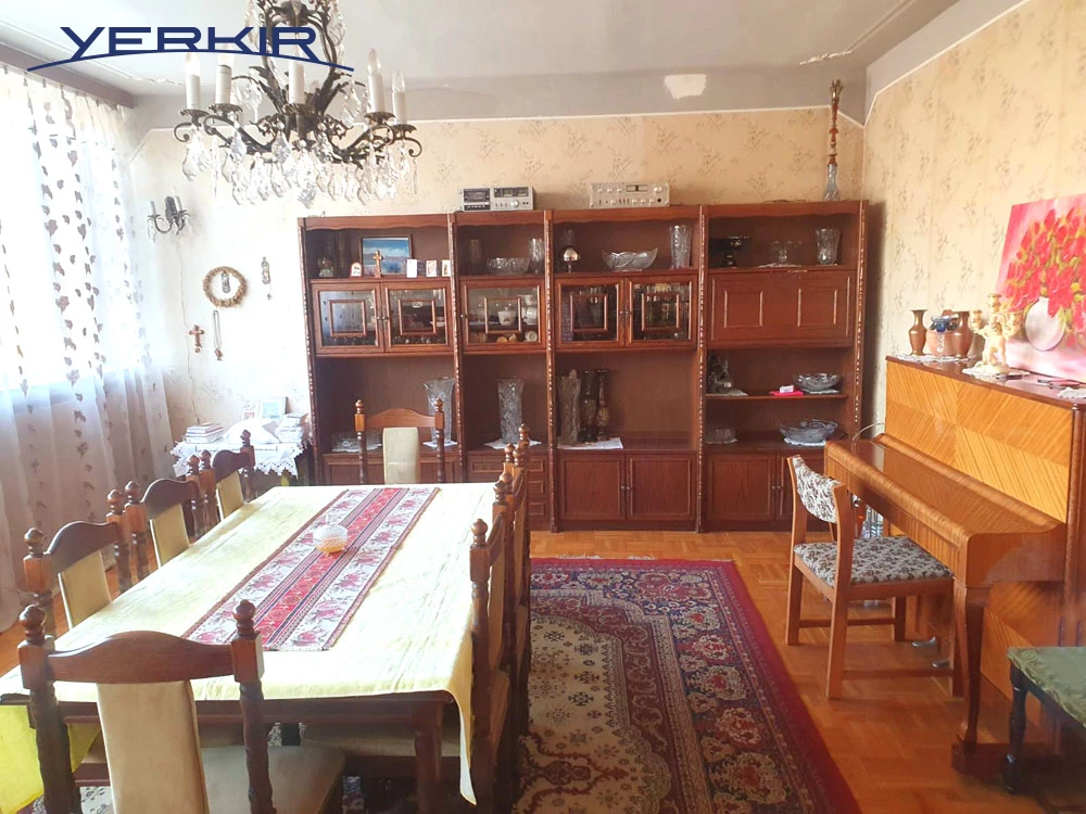 Բնակարաններ Կոդ` 2+406525