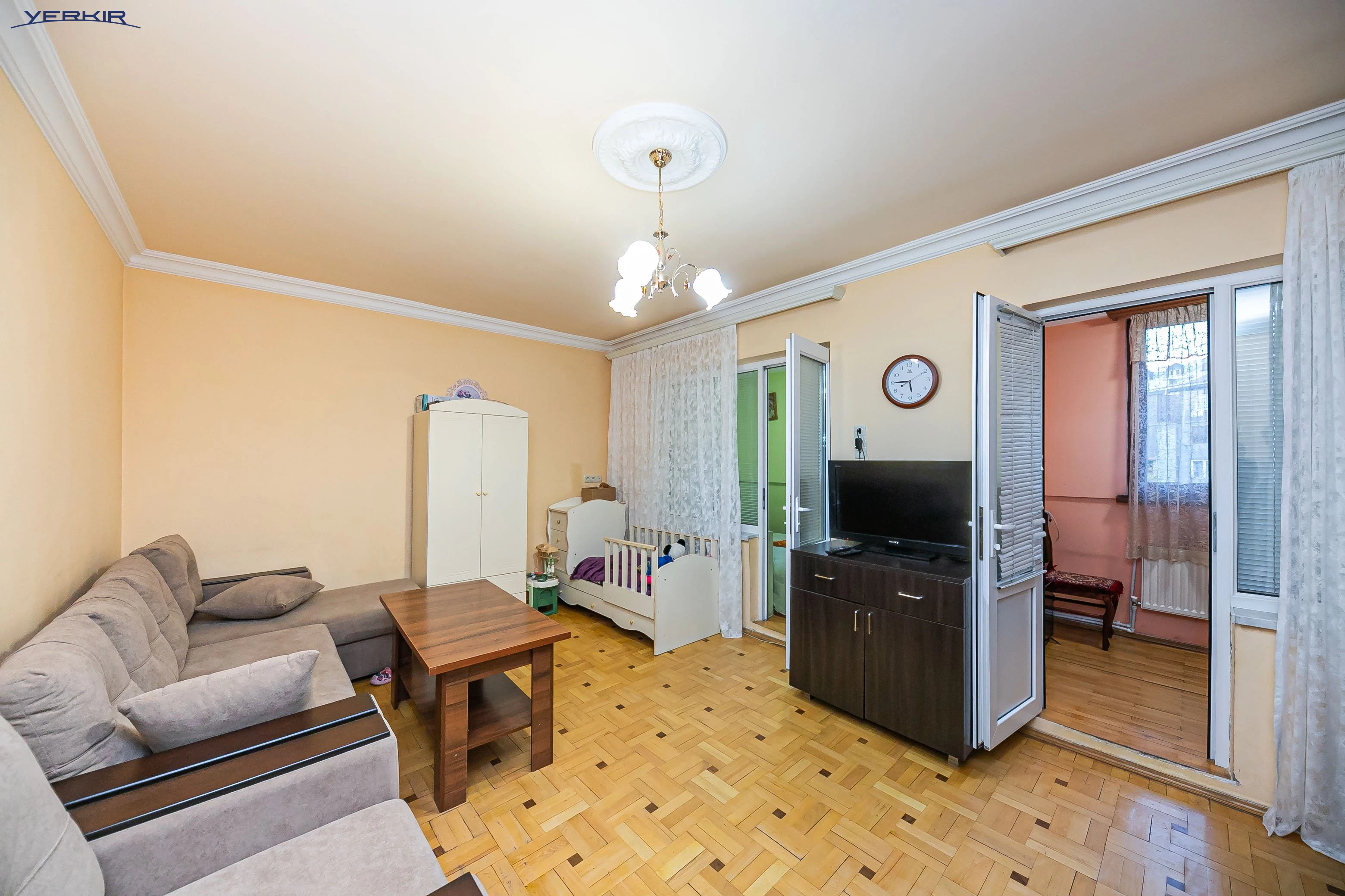 Apartments Code: 9+120679