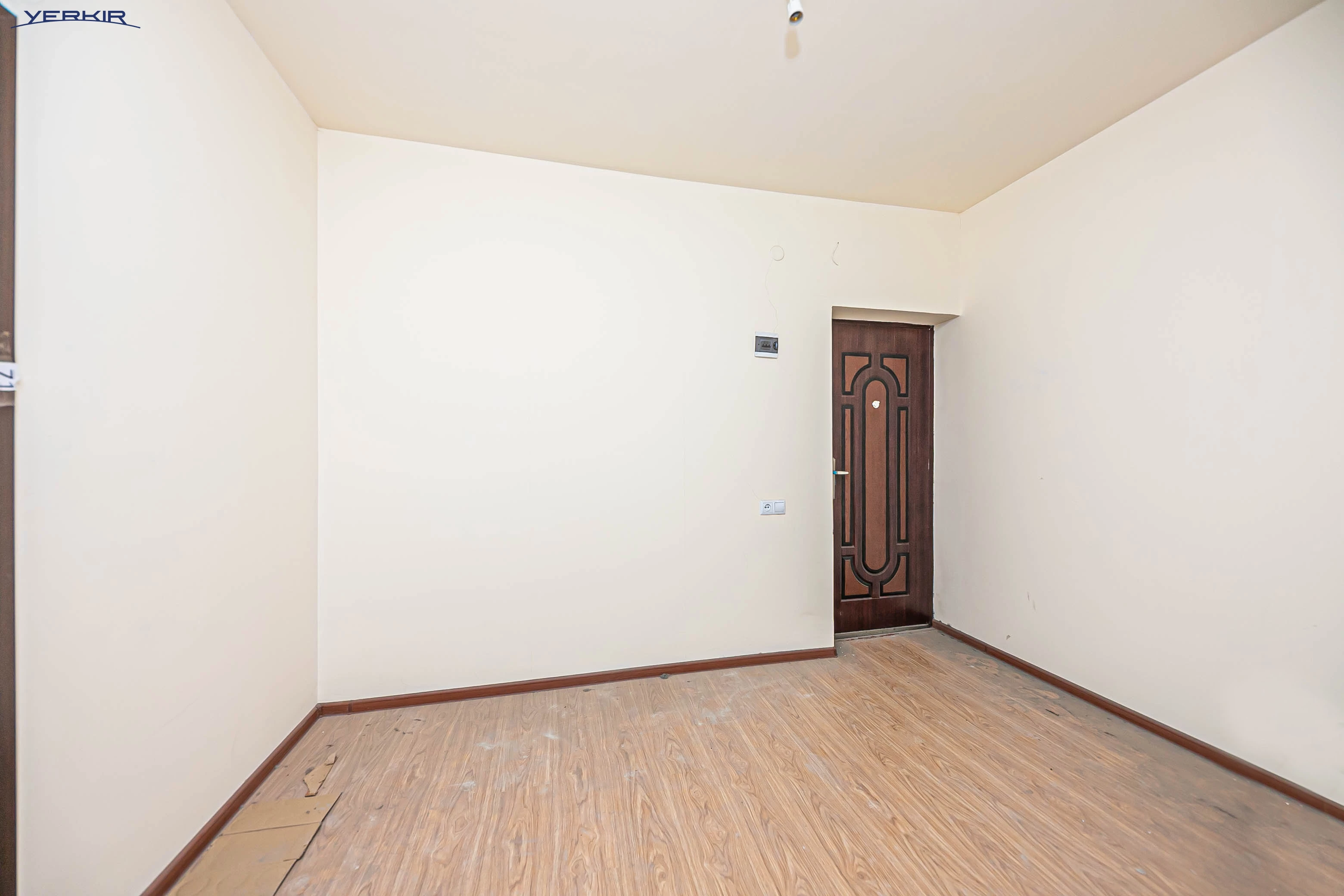 Apartments Code: 5+215748
