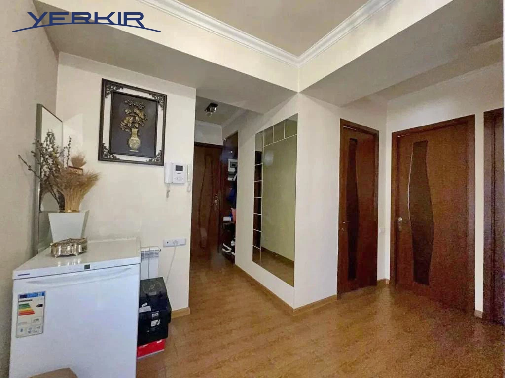 Բնակարաններ Կոդ` 3+212756