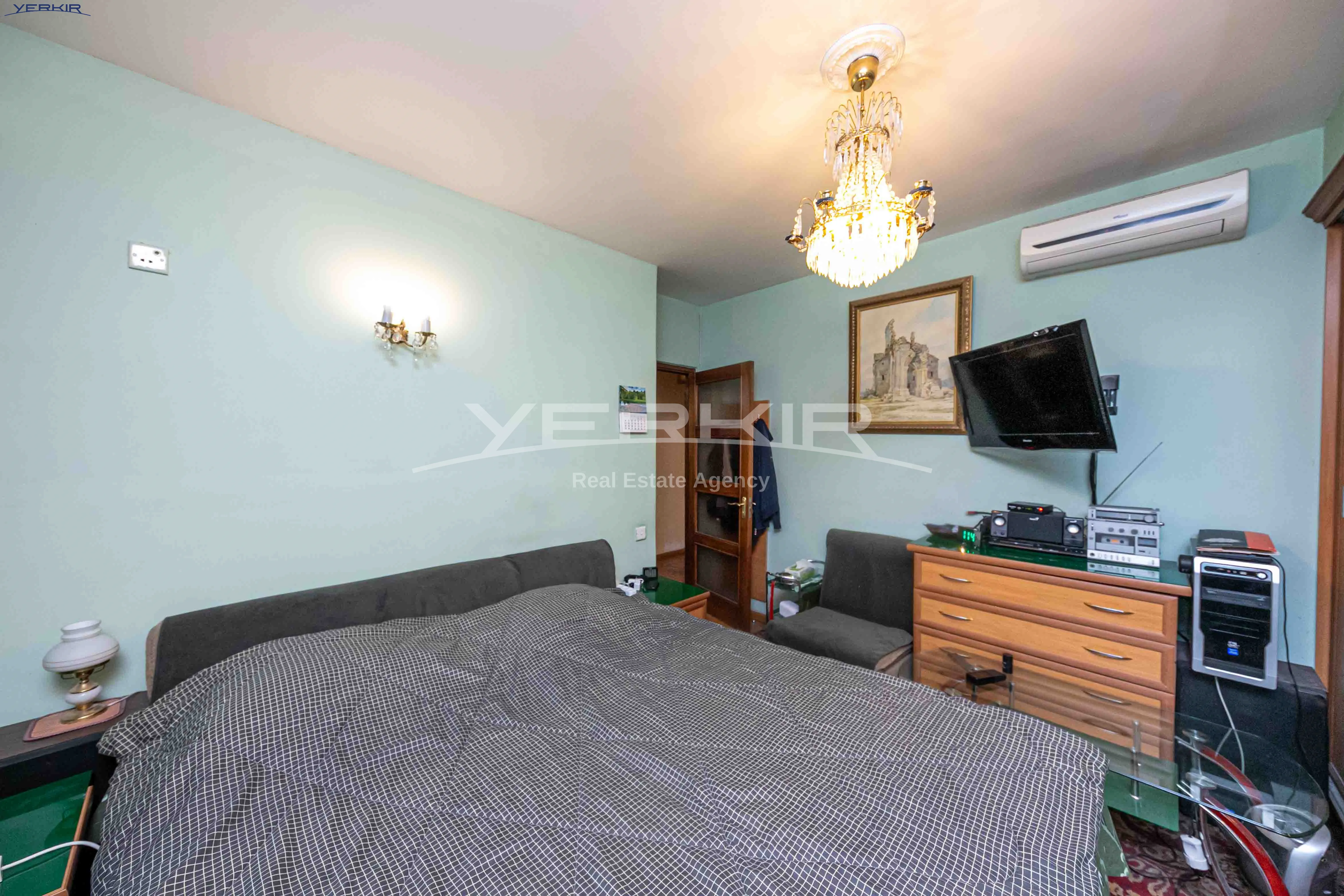 Apartments Code: 1+3354583