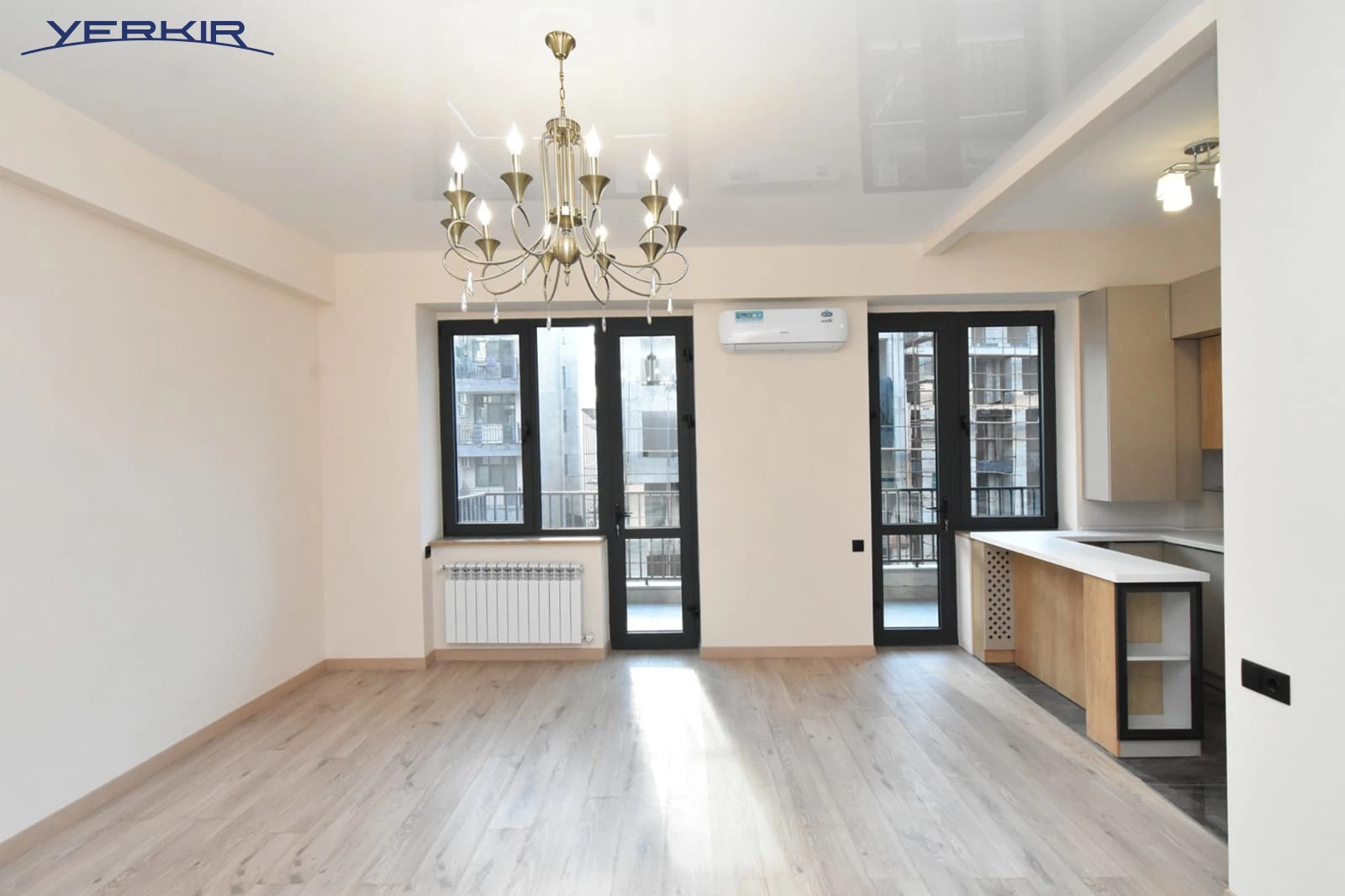 Apartments Code: 5+221474