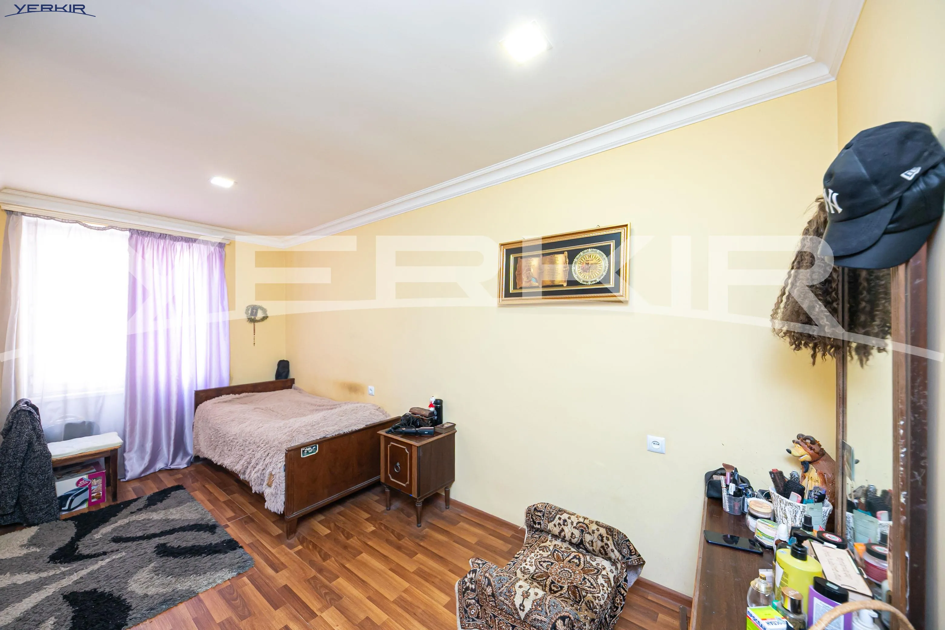 Բնակարաններ Կոդ` 10+3607584