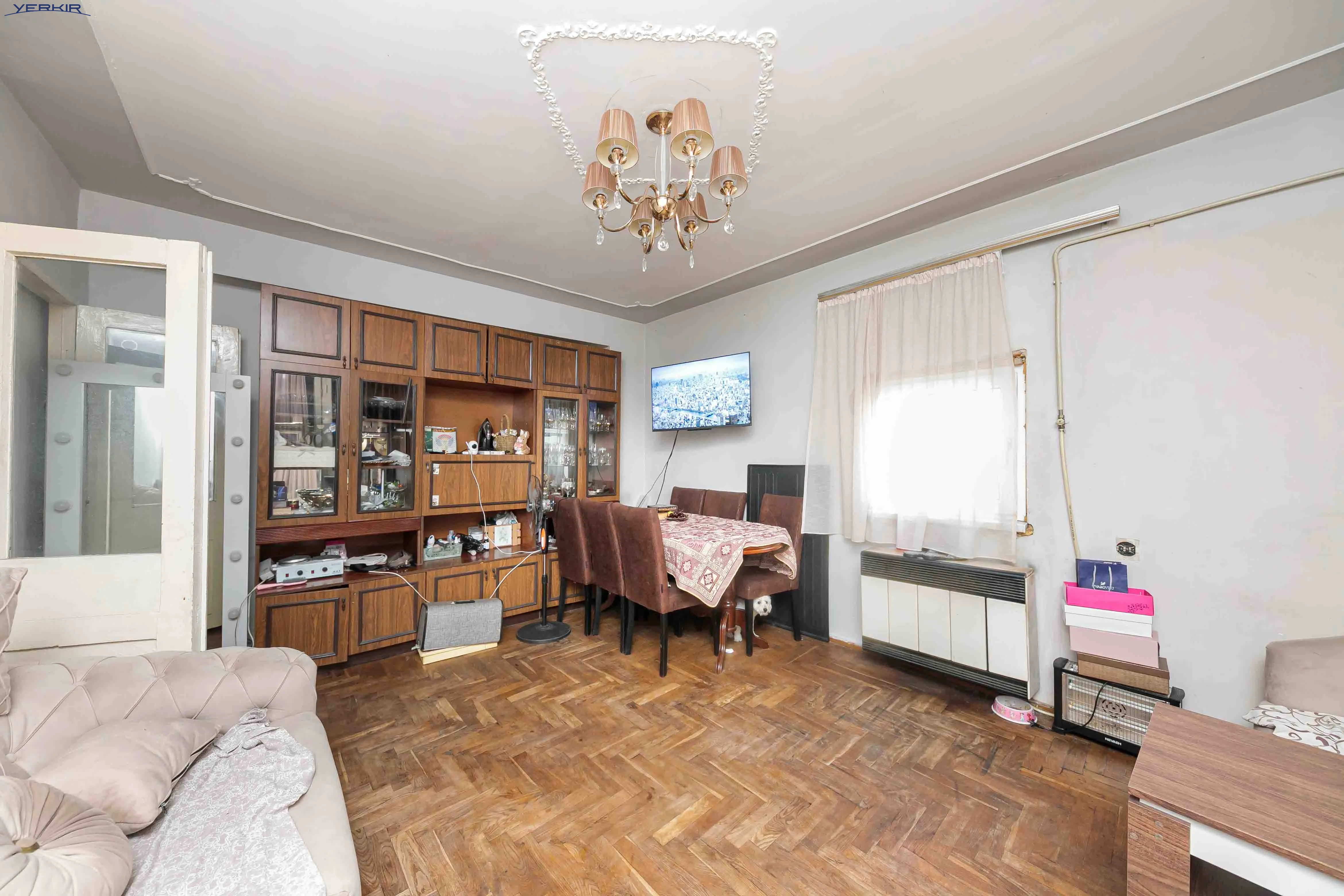 Բնակարաններ Կոդ` 9+2561538
