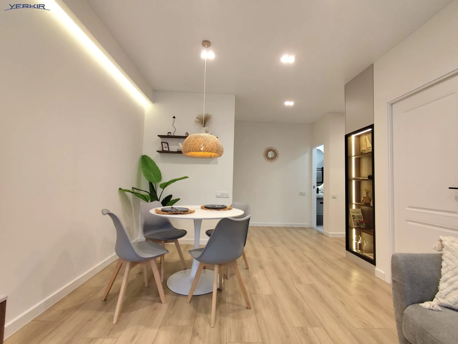 Բնակարաններ Կոդ` 10+2791324