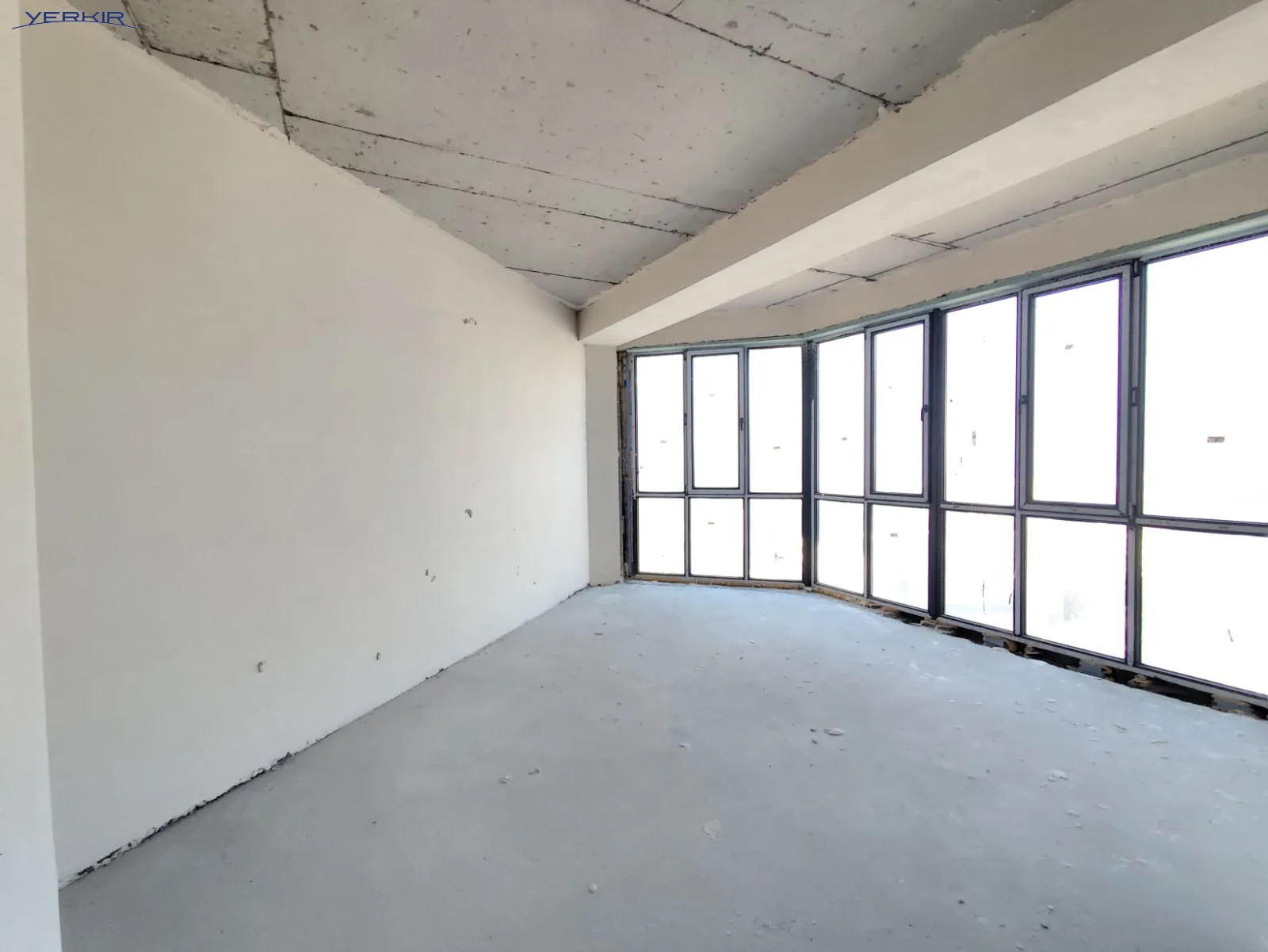 Apartments Code: 10+3510707