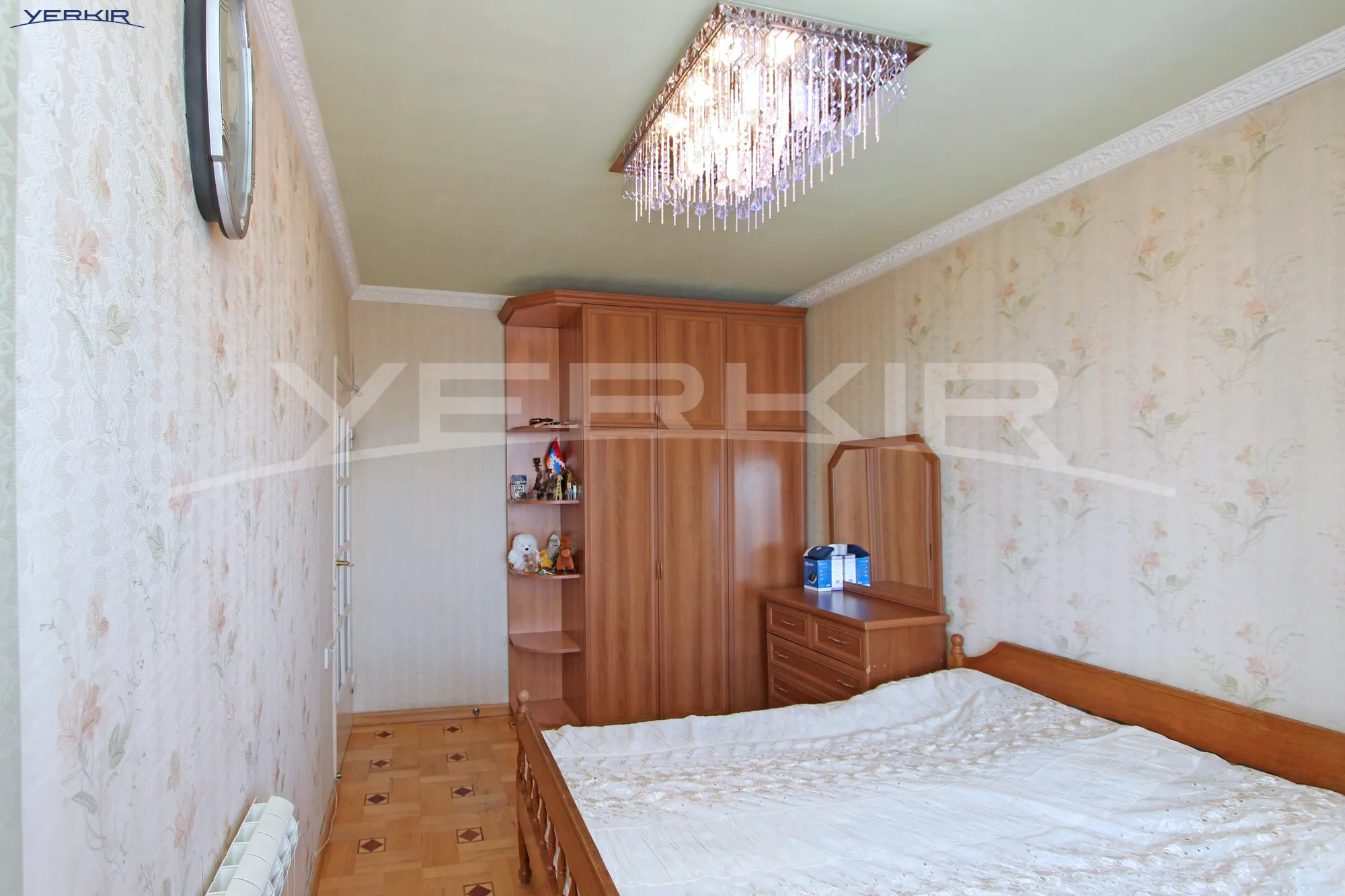 Բնակարաններ Կոդ` 9+3110915