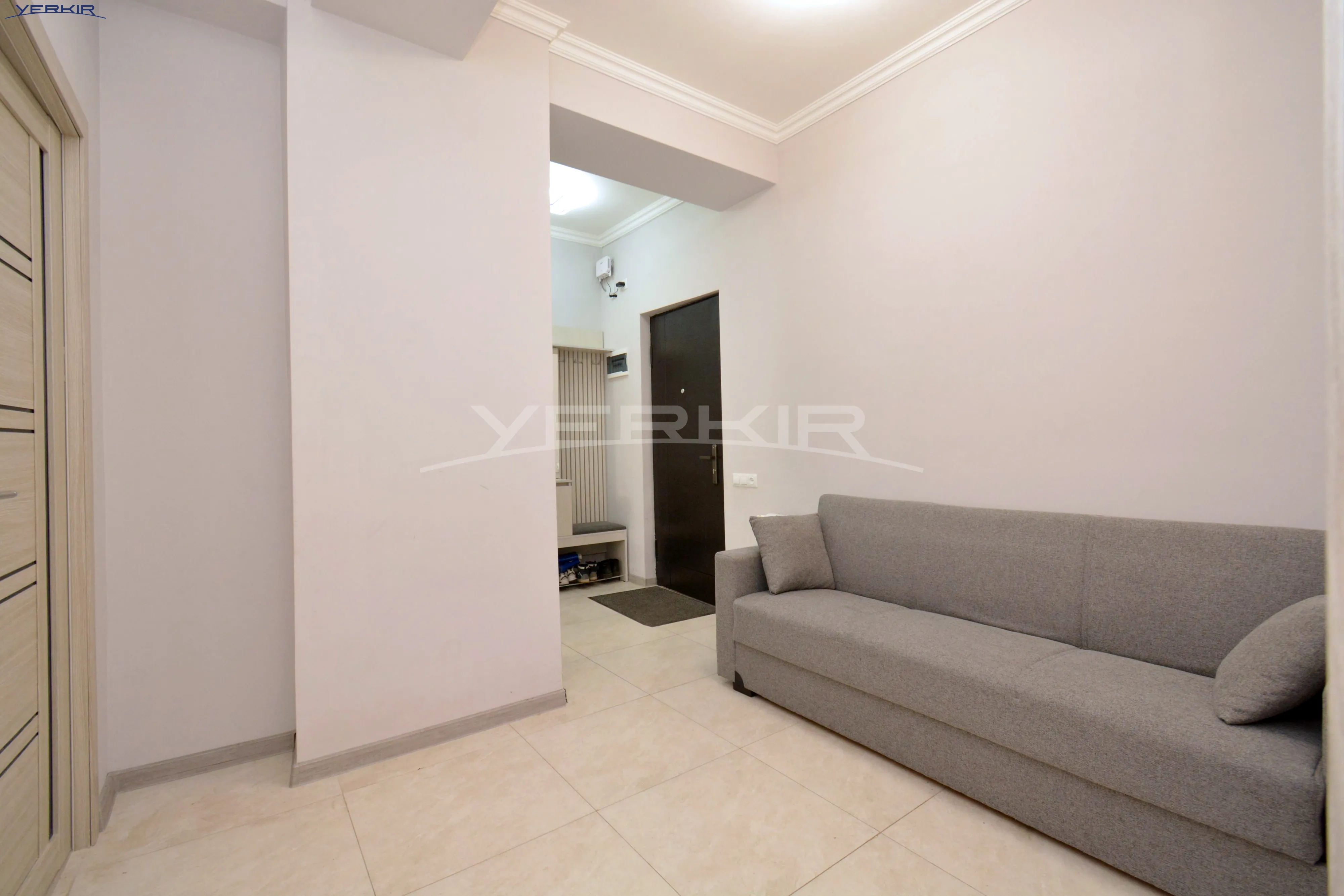 Բնակարաններ Կոդ` 9+3714189