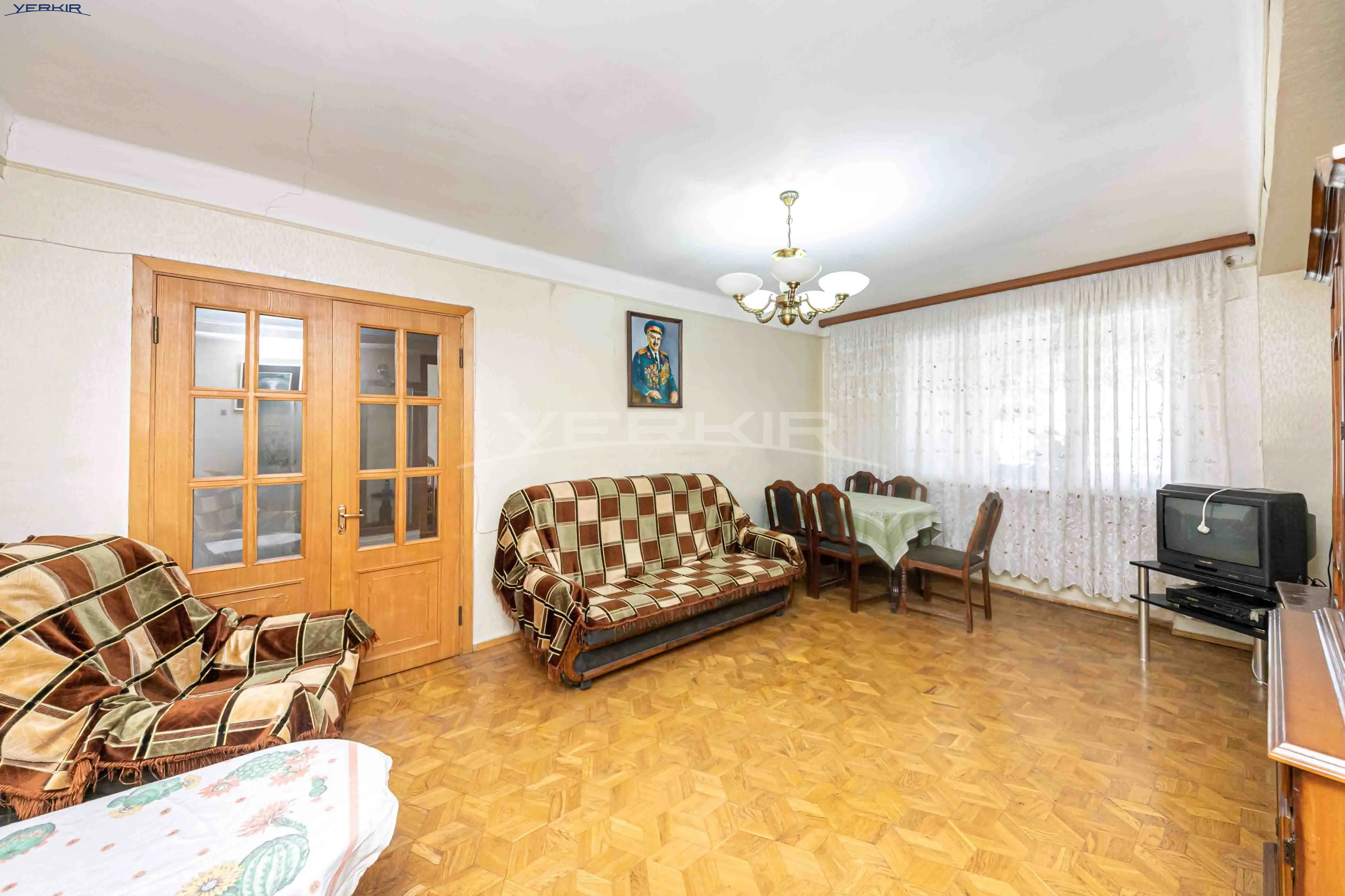 Apartments Code: 9+4909536