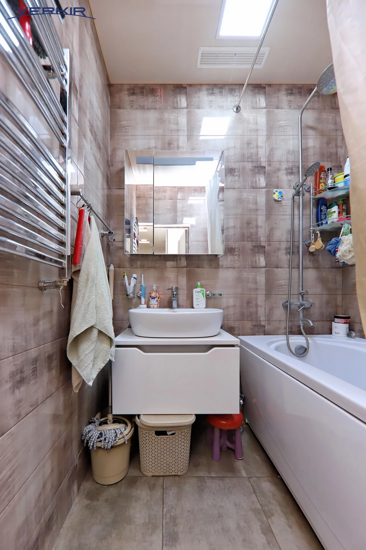 Բնակարաններ Կոդ` 5+311669