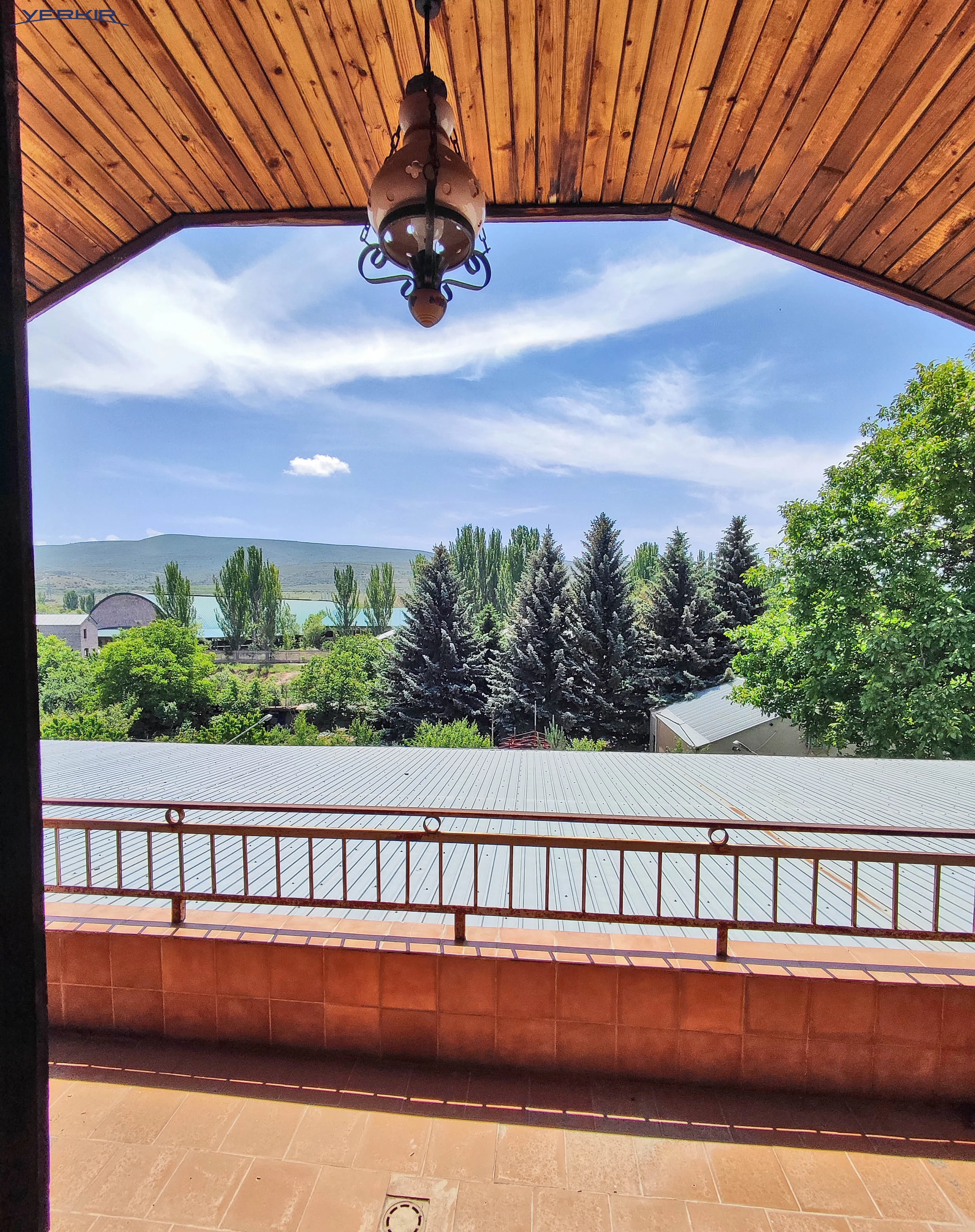 Առանձնատներ Կոդ` 4+511037