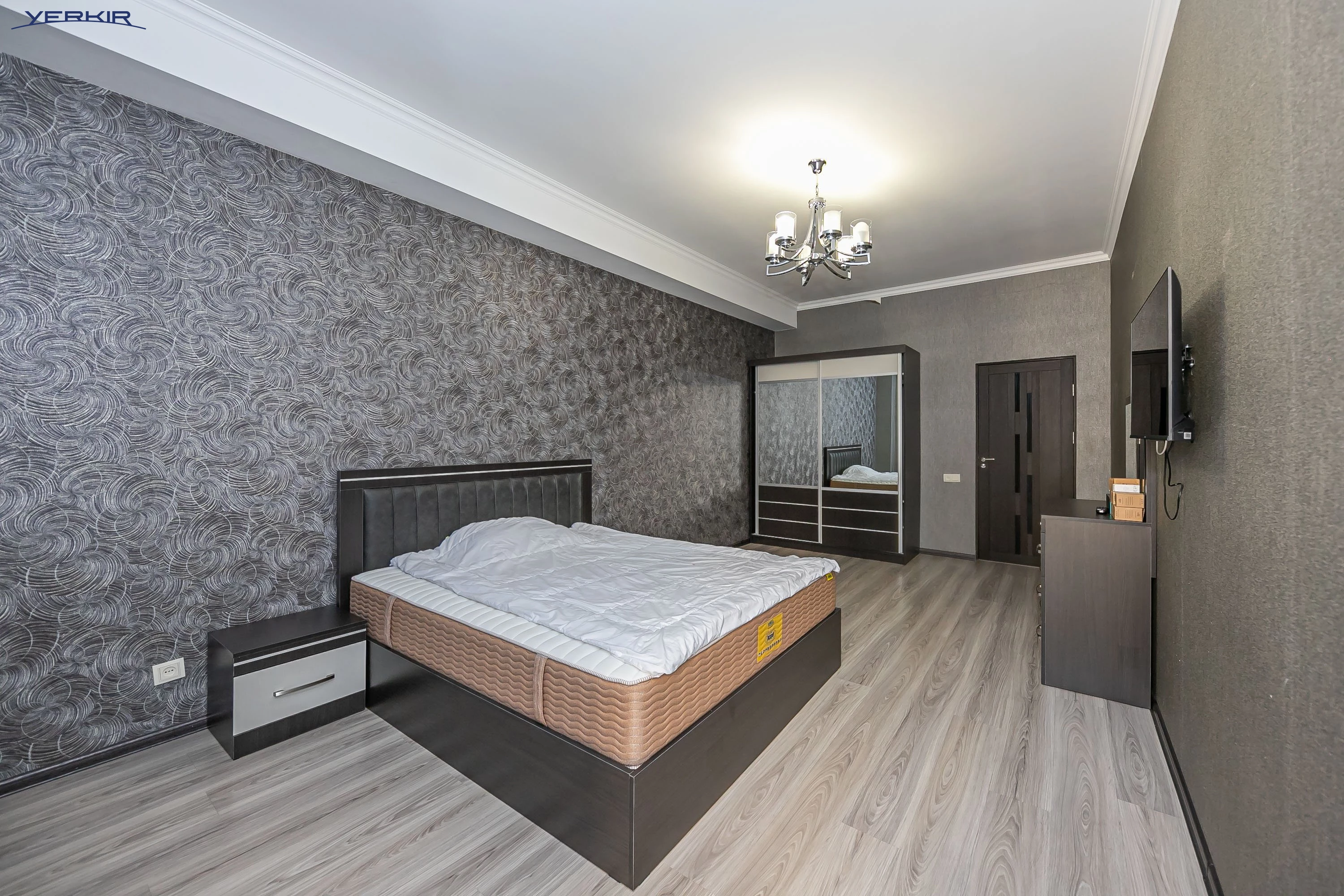 Բնակարաններ Կոդ` 9+319900