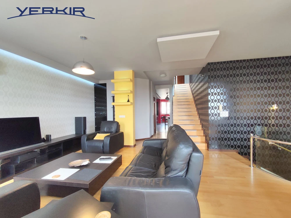 Բնակարաններ Կոդ` 4+809582